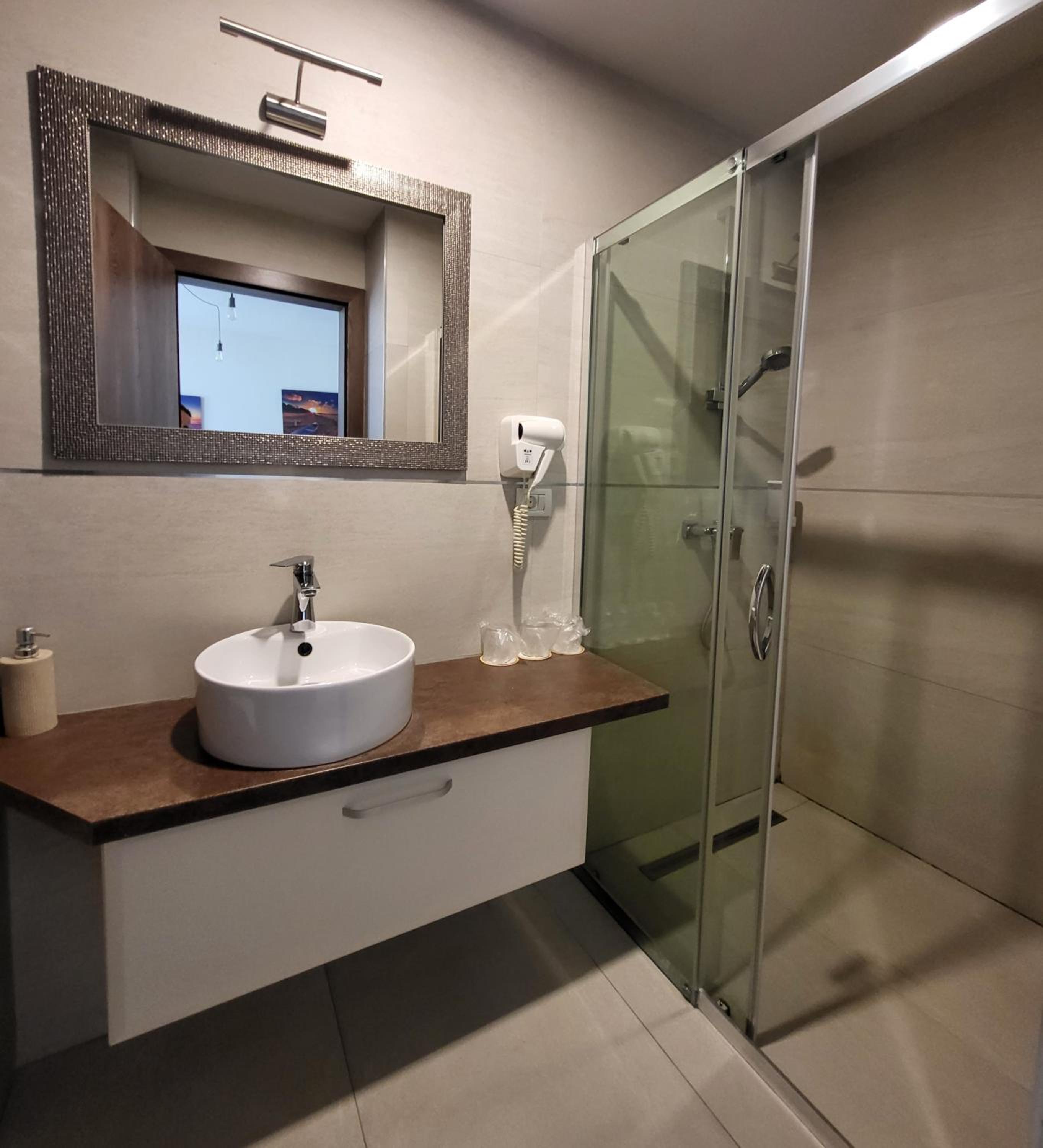Superior Double Room - Photo 7