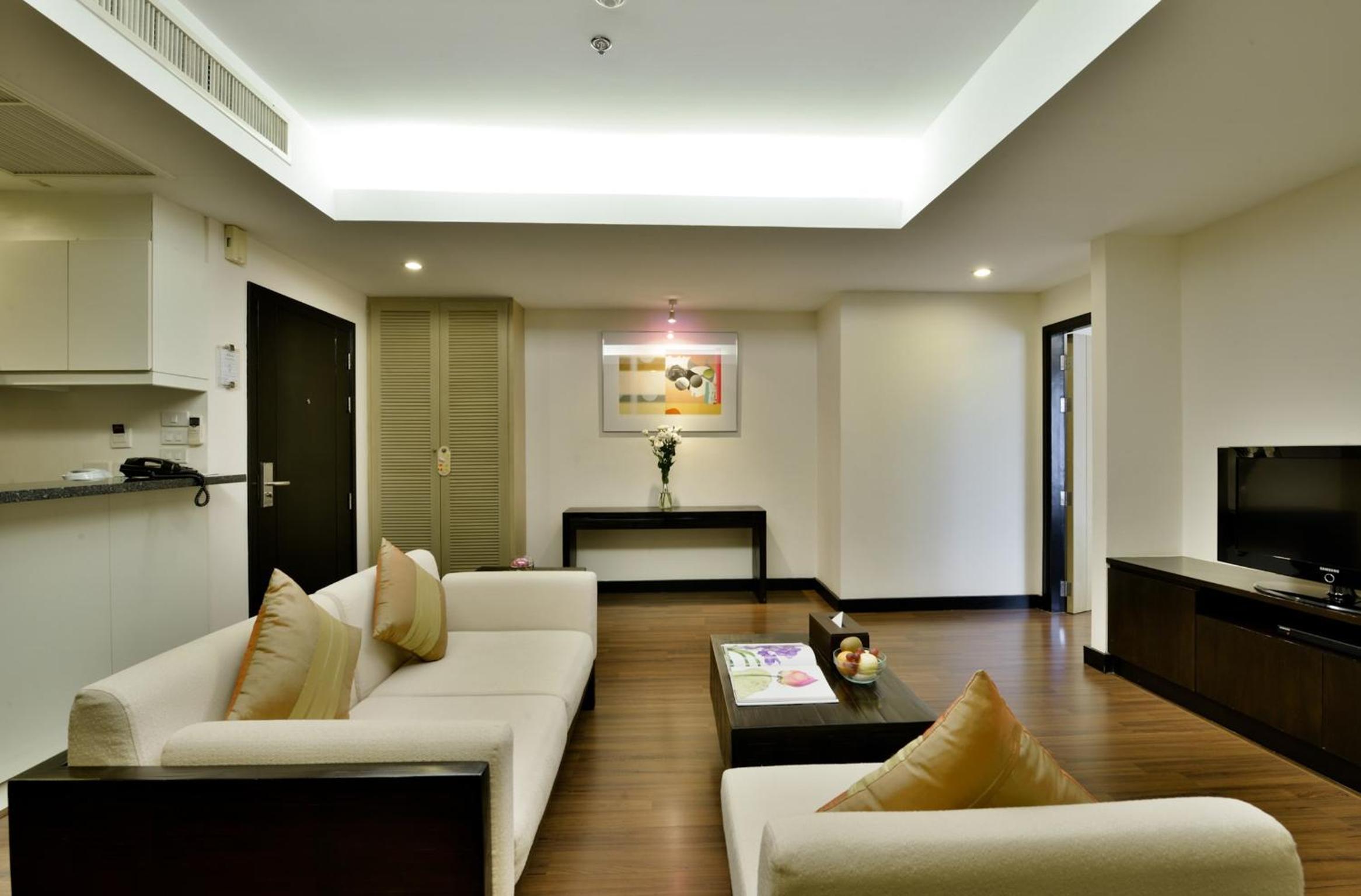 One-Bedroom Suite photo 3