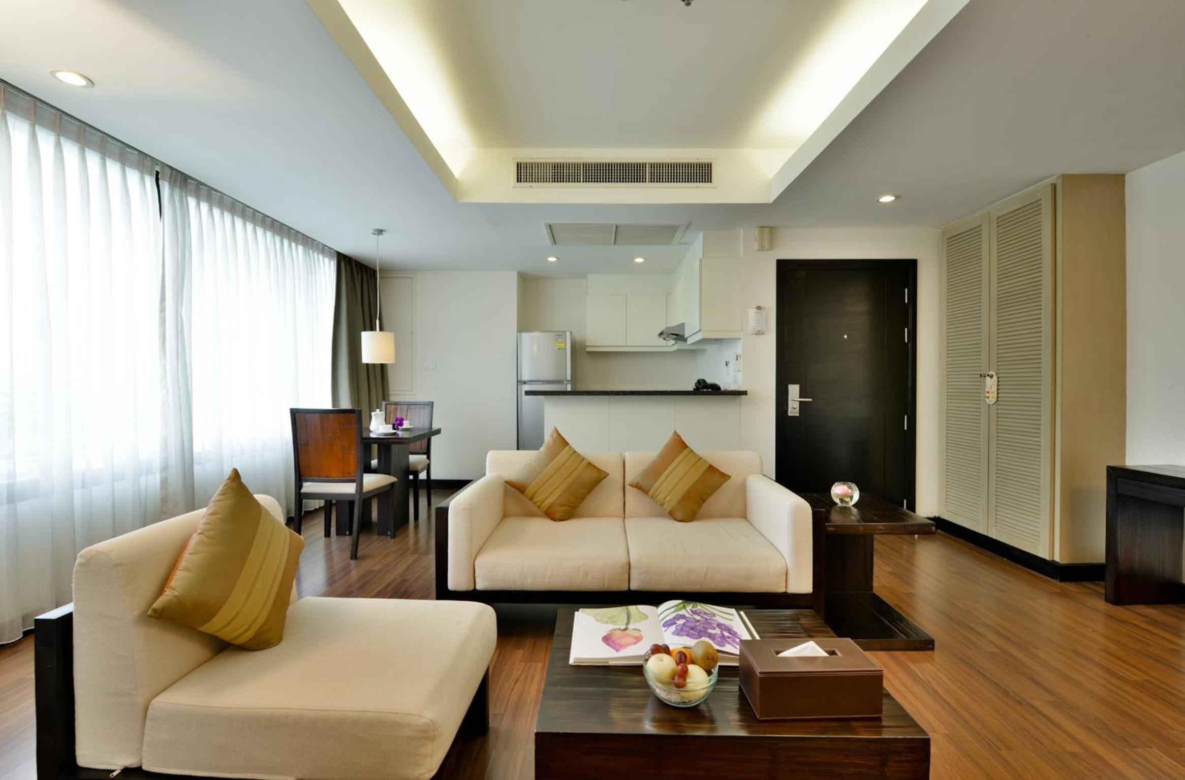 One-Bedroom Suite photo 1