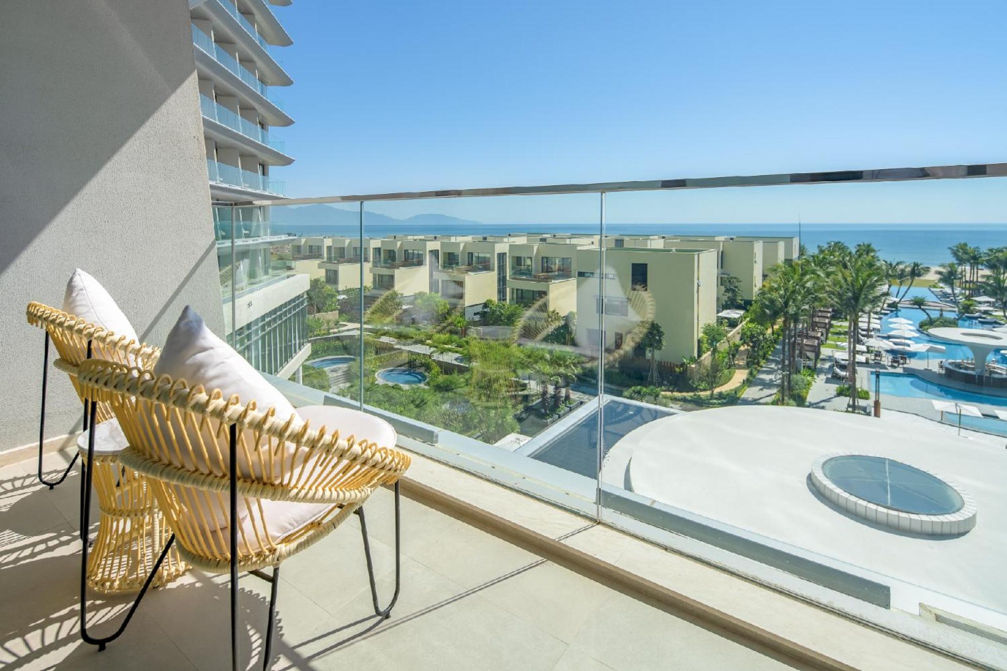 Deluxe Double Ocean View - Mini-bar included once per stay, Daily Guest Activities - Photo 6