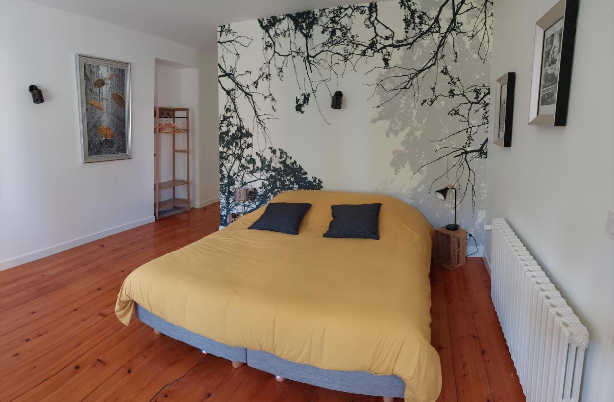 Queen Room with Balcony photo 3