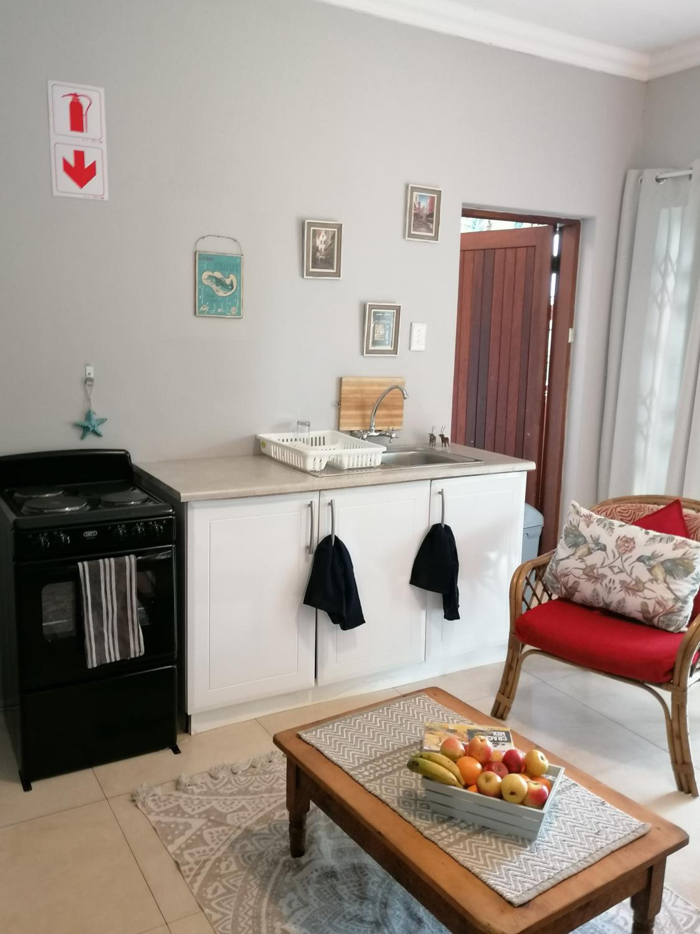 Apartment - Ground Floor photo 2