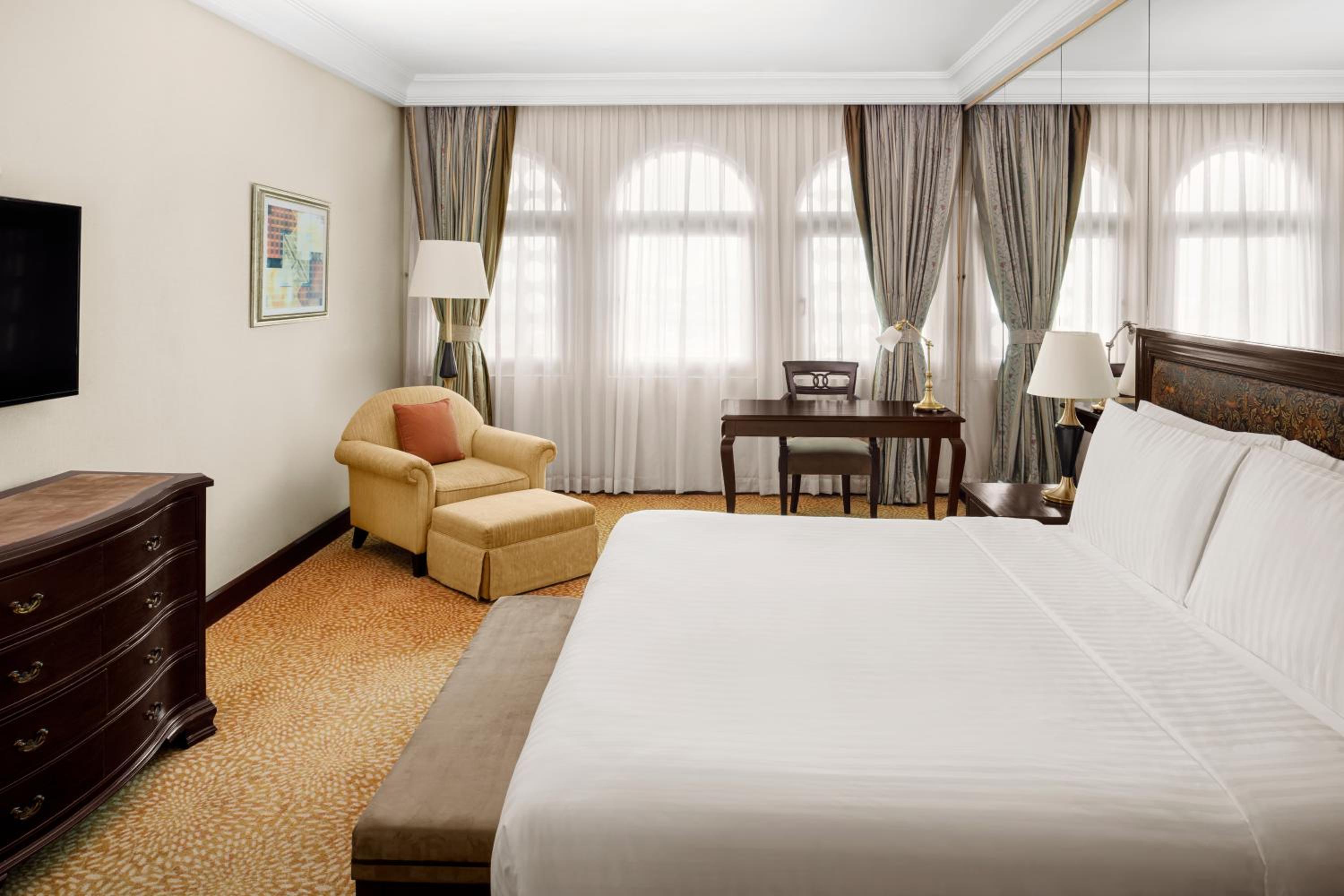 Premier King Room