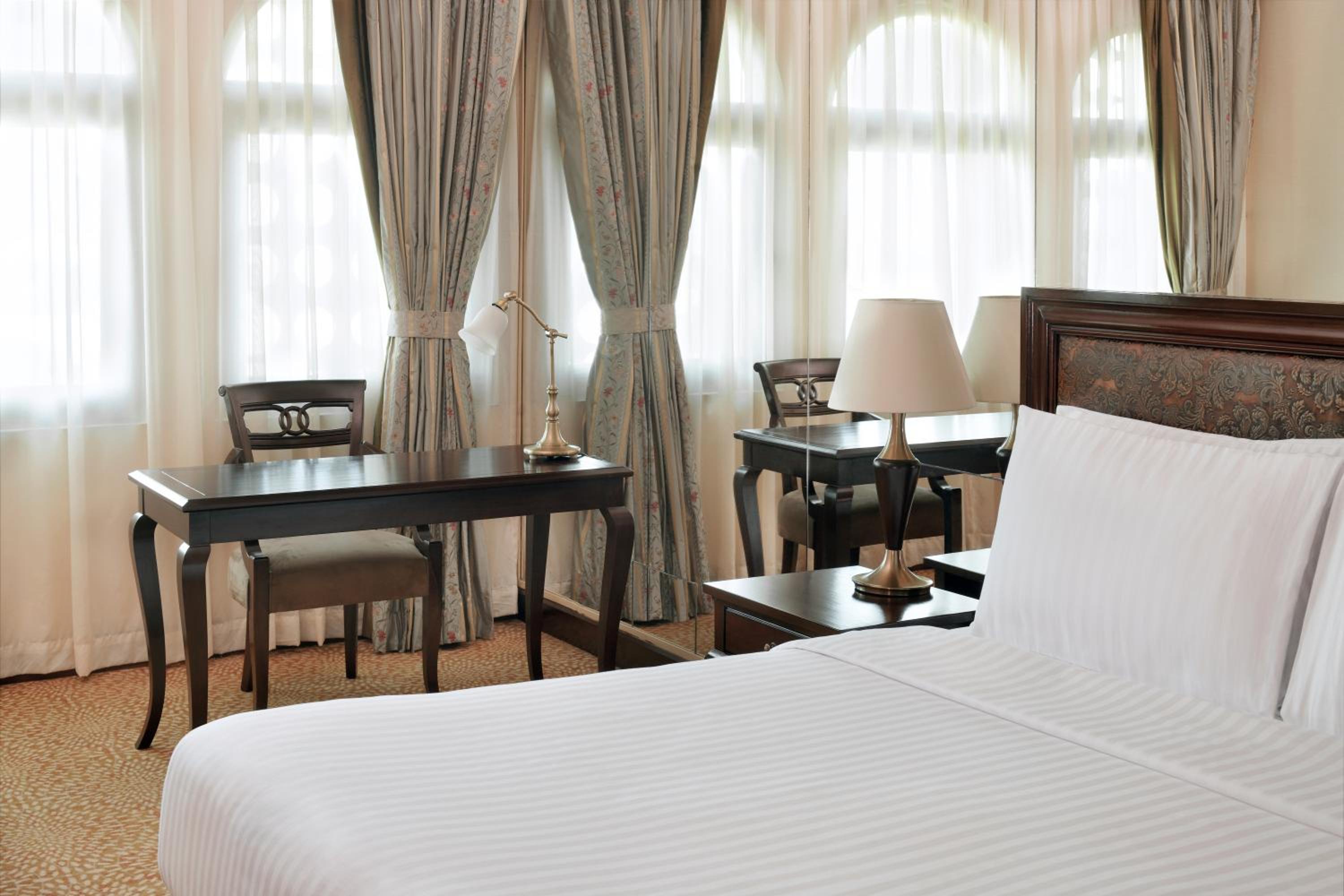 One-Bedroom Suite