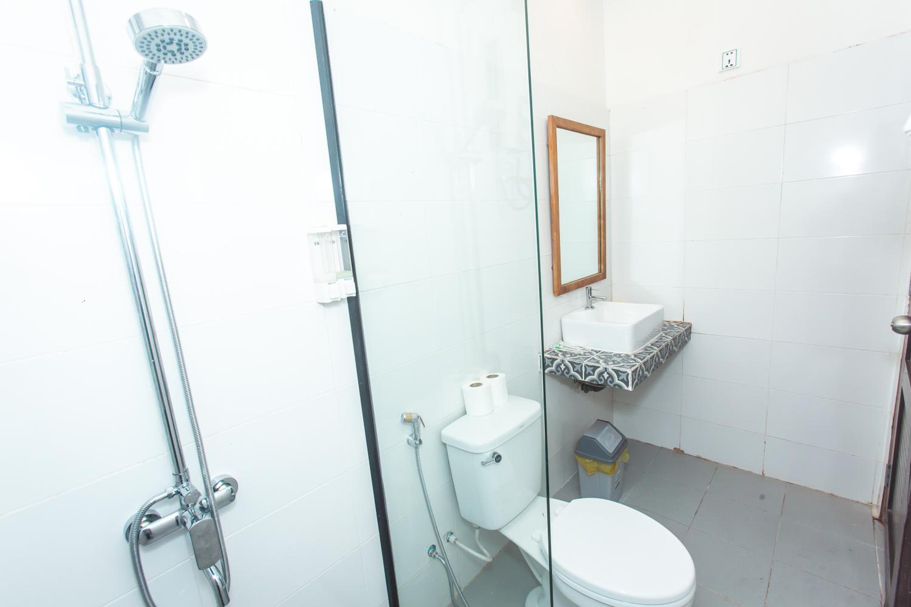 Triple Room with View - Photo 2