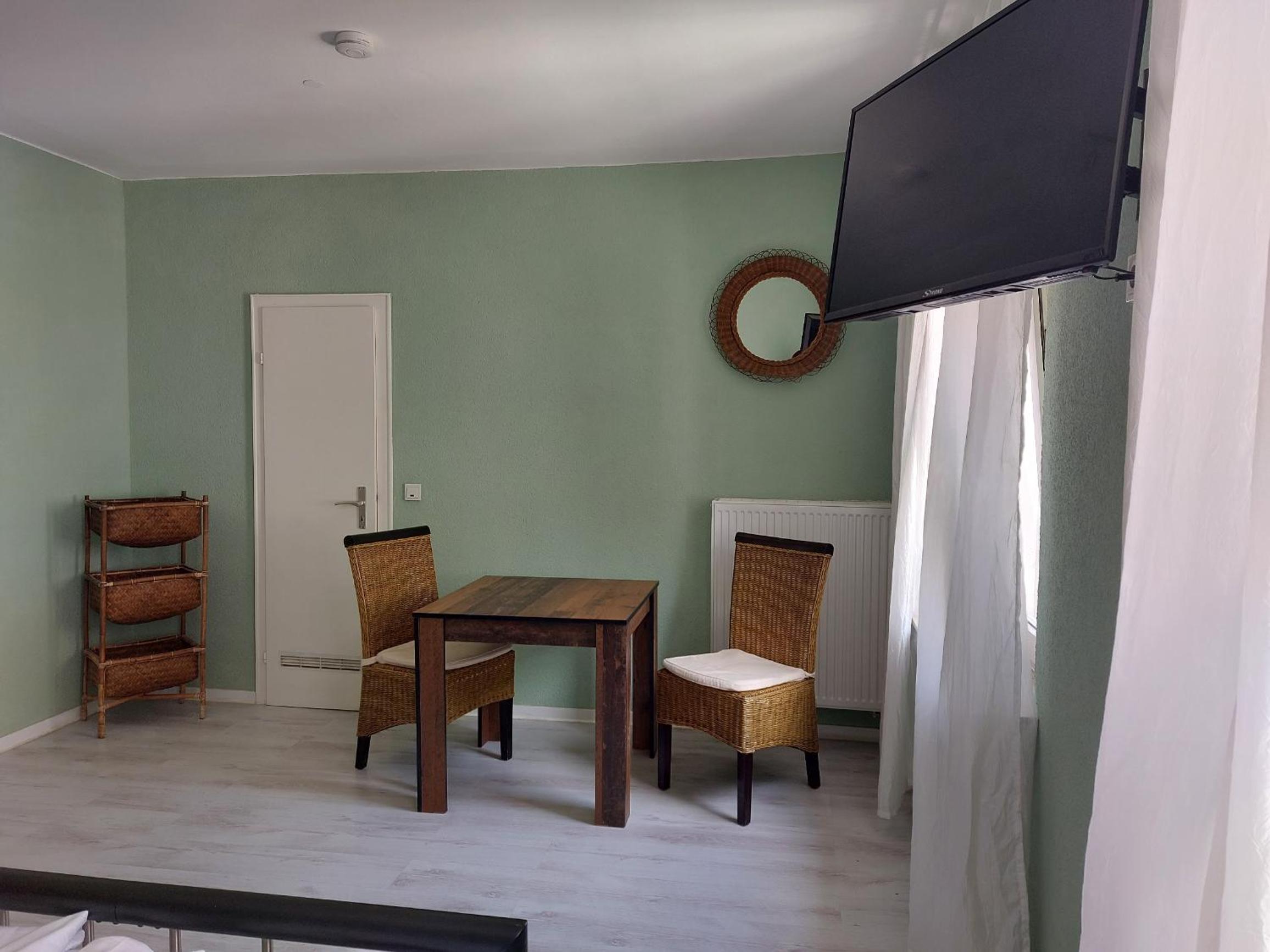 Budget Double Room photo 2