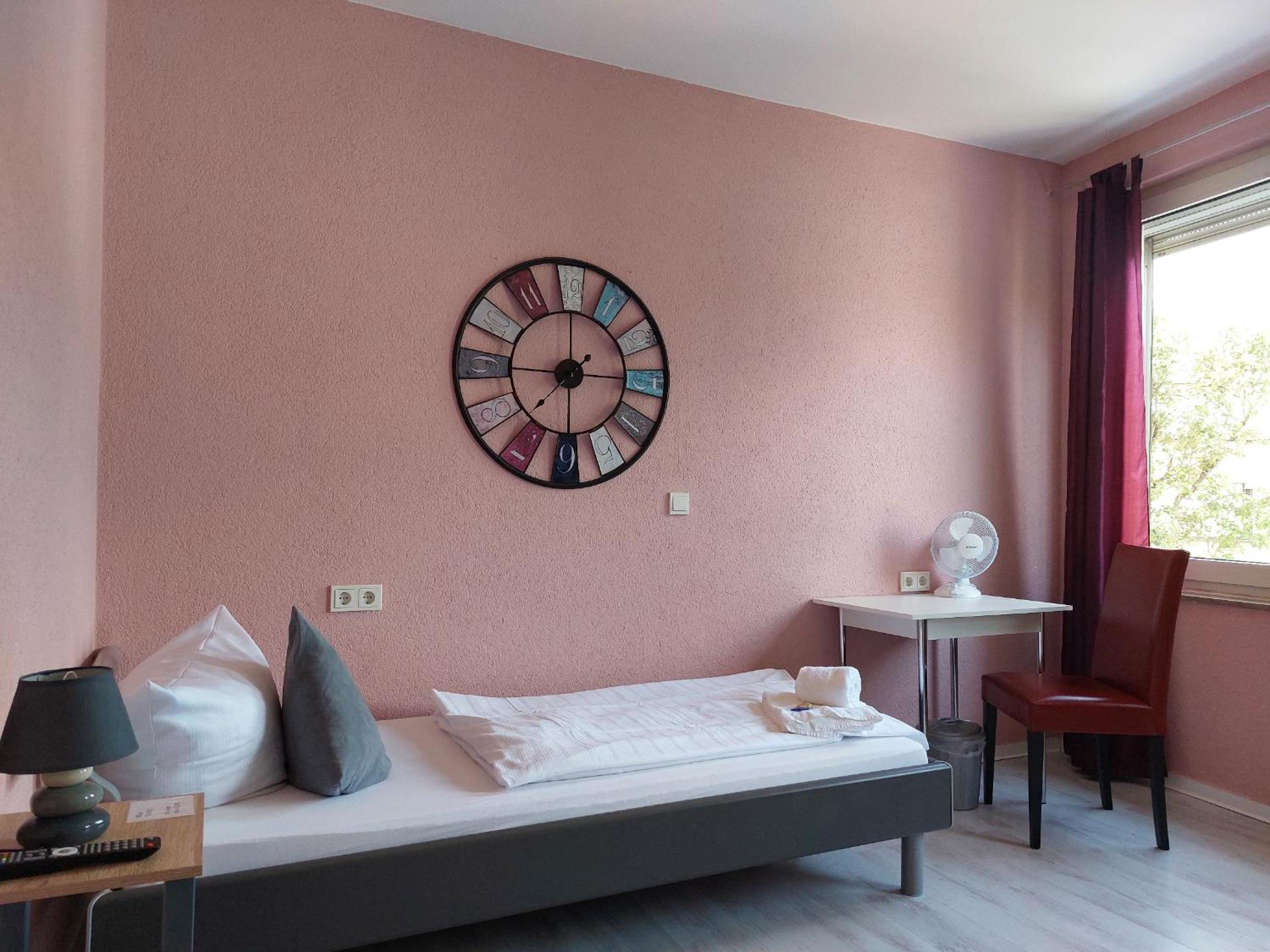 Single Room with Balcony photo 1