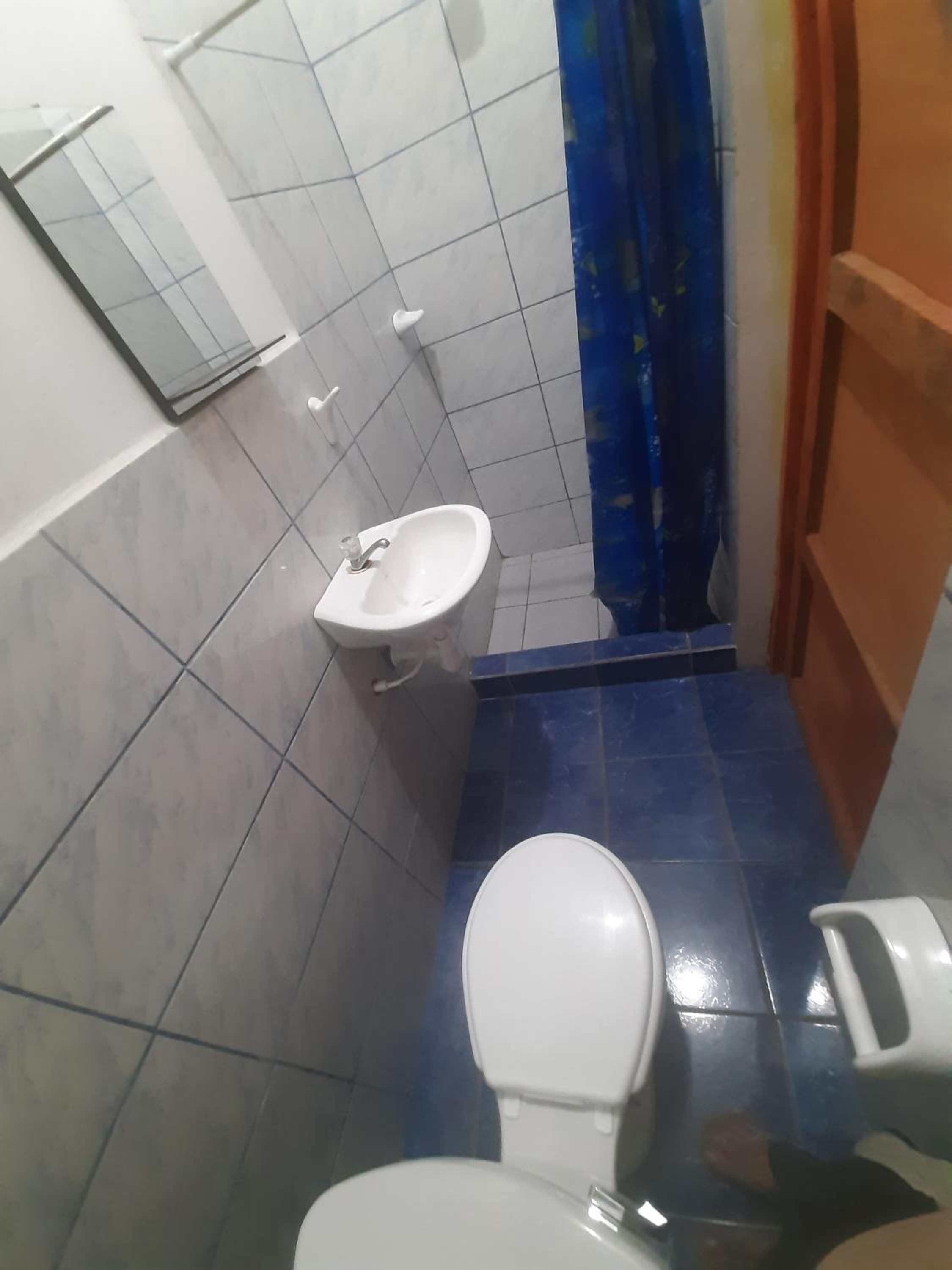 Single Room with Private Bathroom photo 2