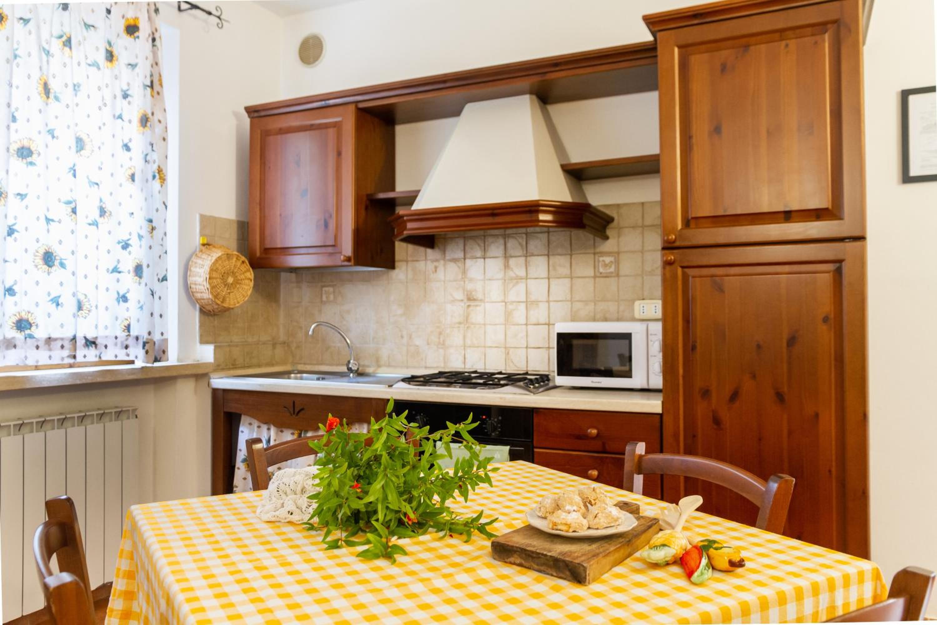 One-Bedroom Apartment with Garden View photo 2