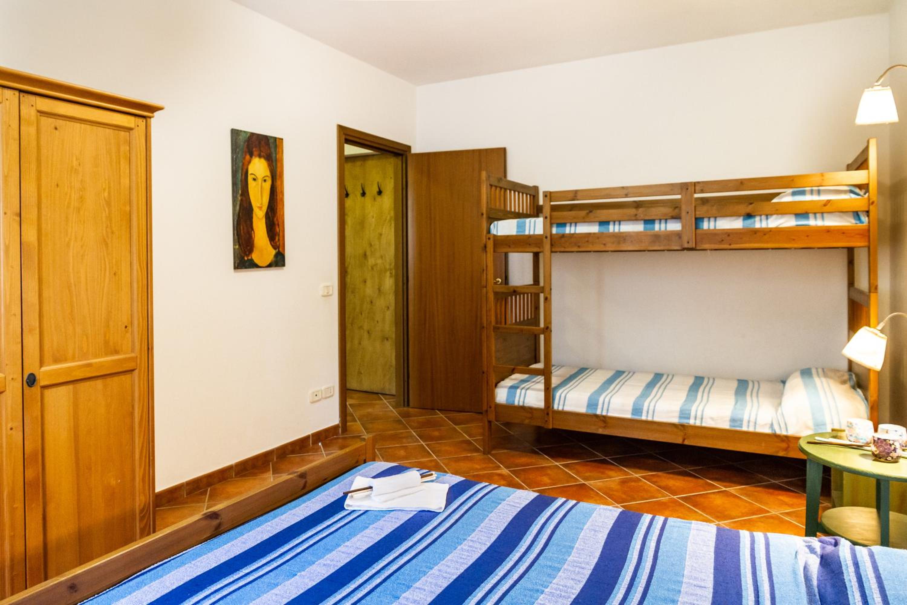 One-Bedroom Apartment with Garden View photo 2