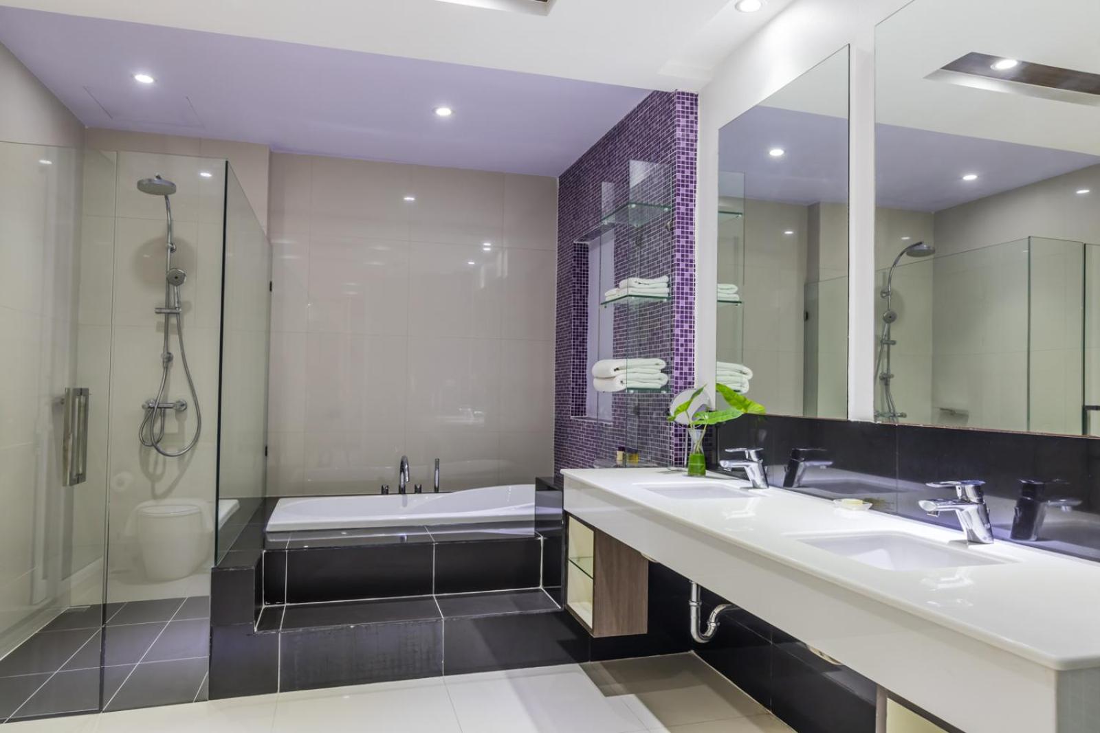  Premium Suite - Photo 6