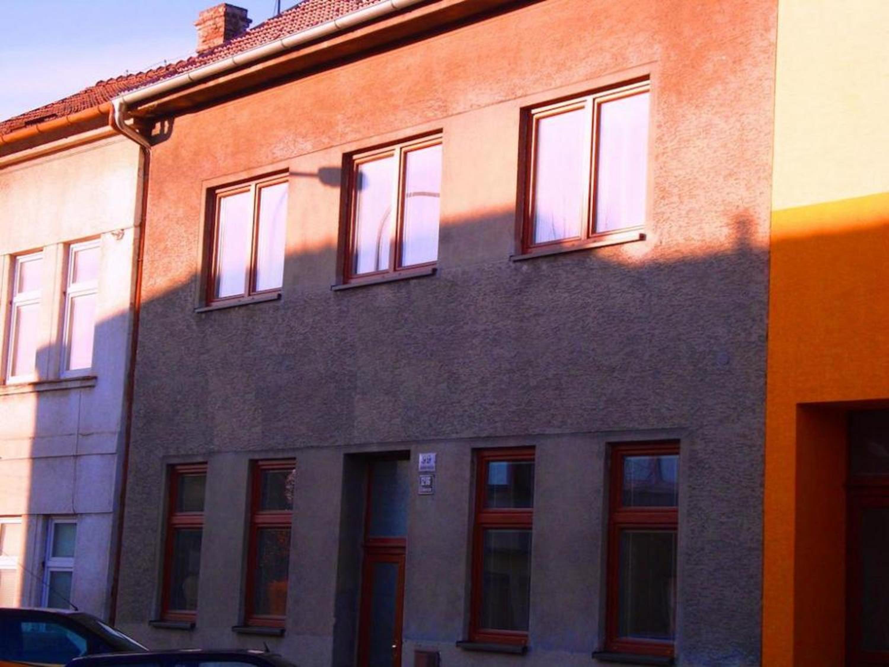 Luxury Apartment - Photo 9