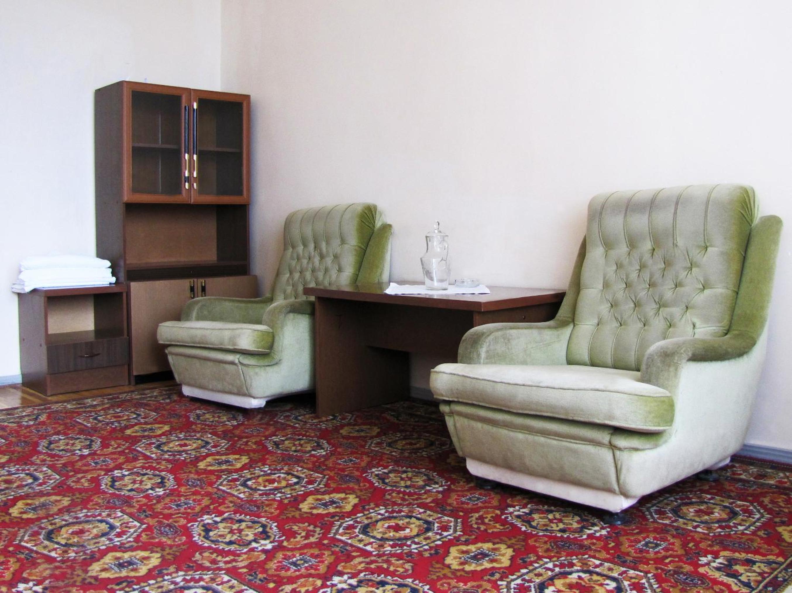 Standard Family Room - Treatment Included
