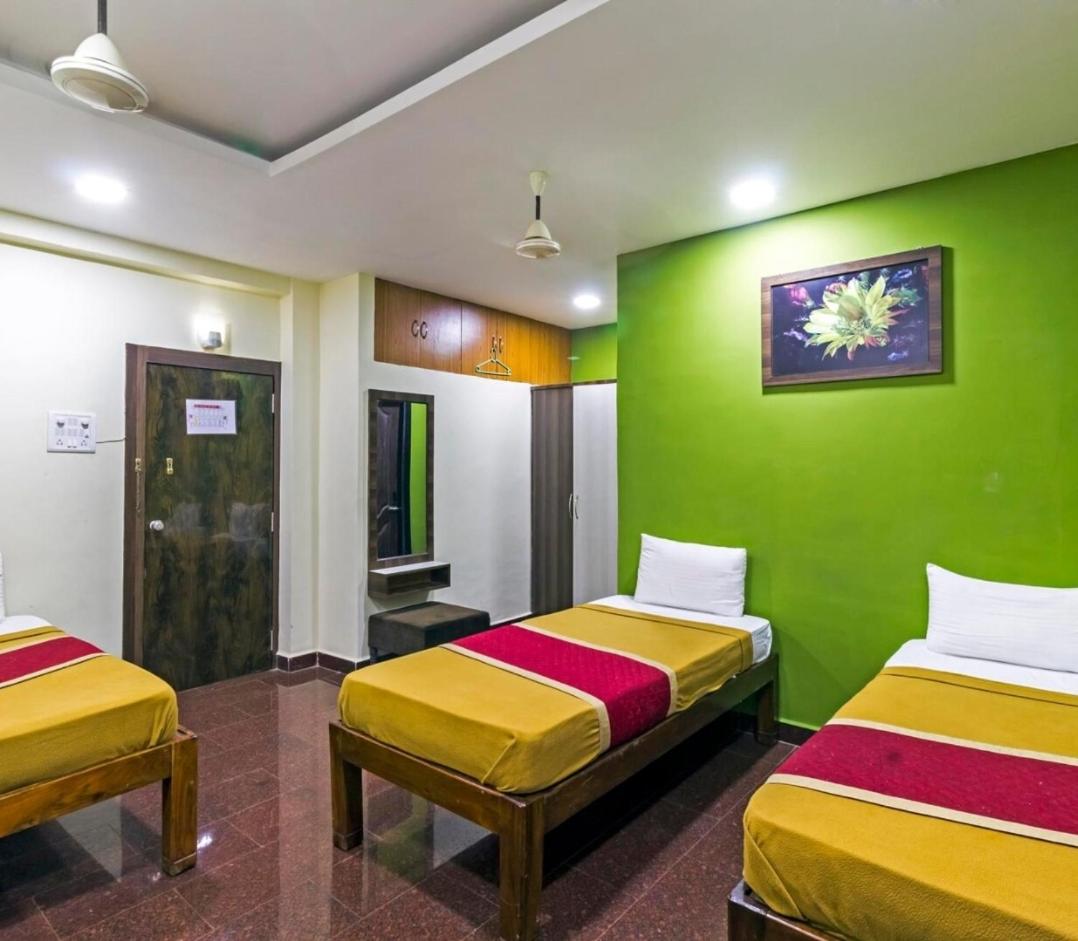 Classic Triple Room