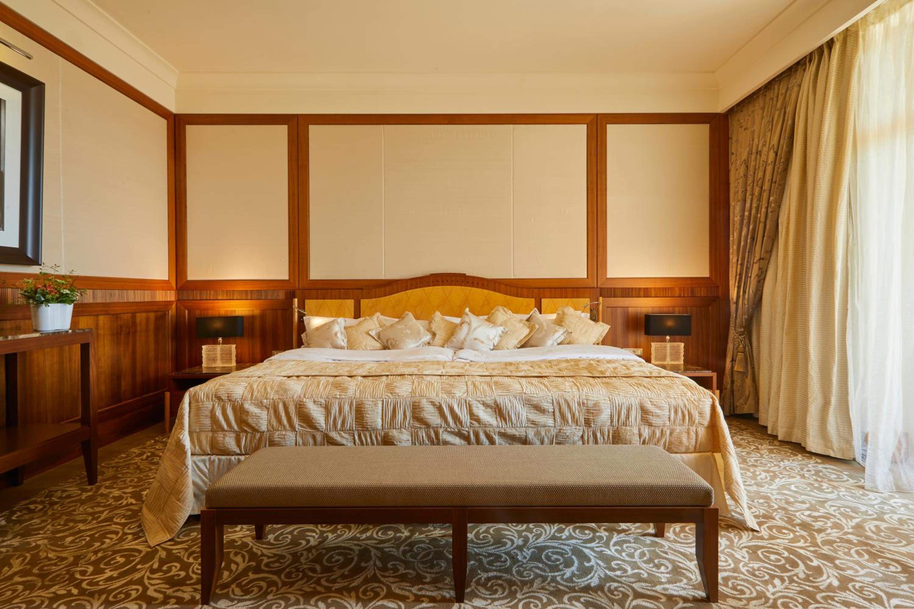 Classic Room