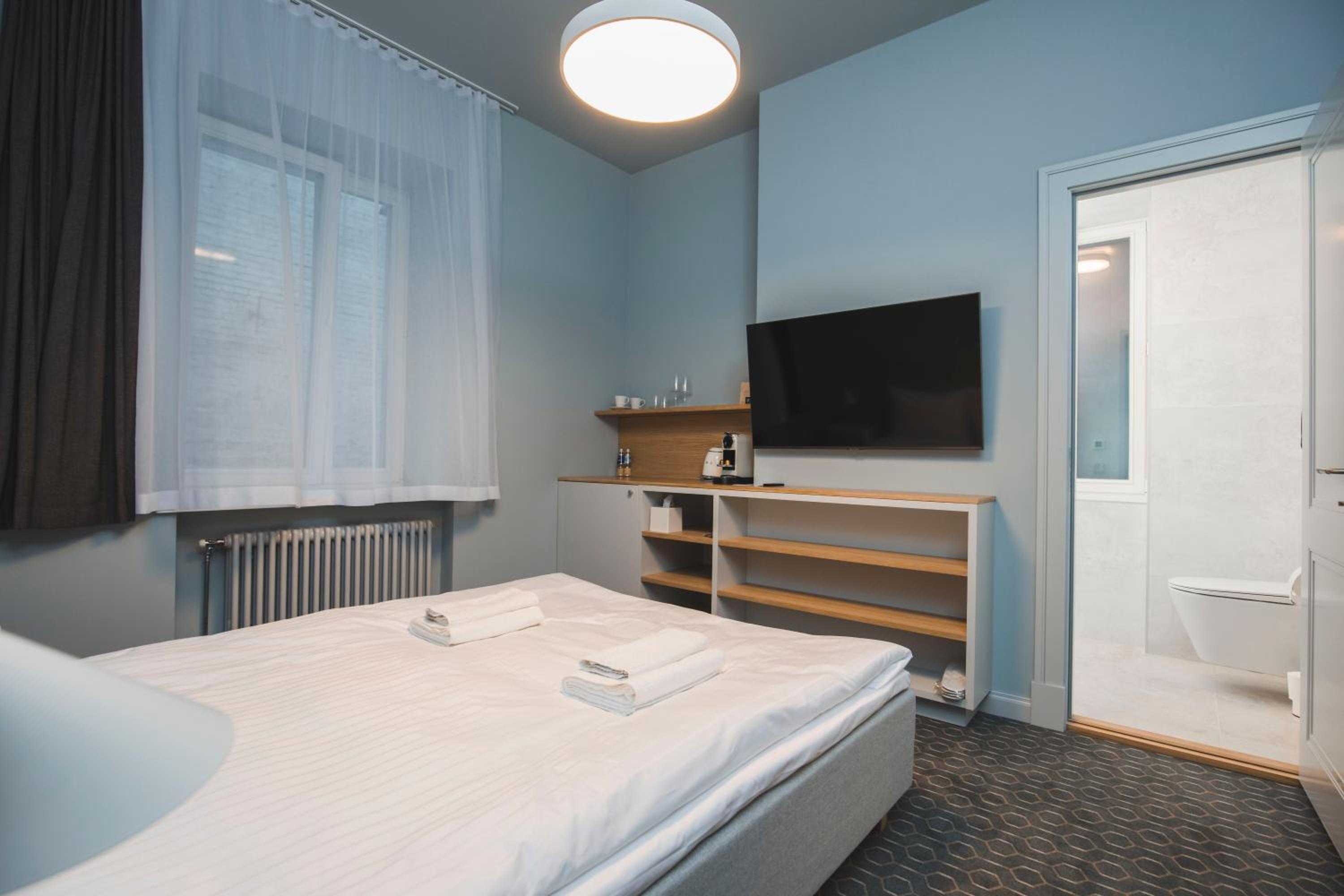 Double Room - Photo 4