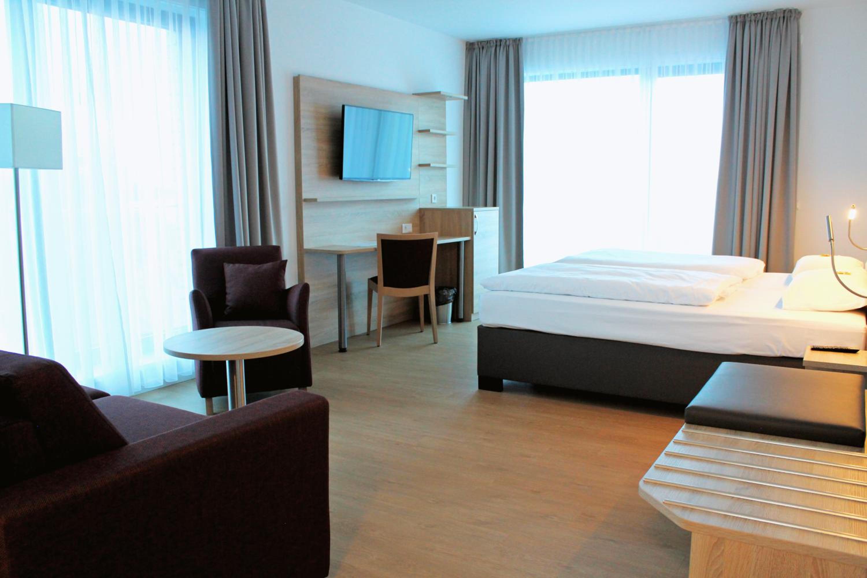 Double Room - Disability Access - Photo 1