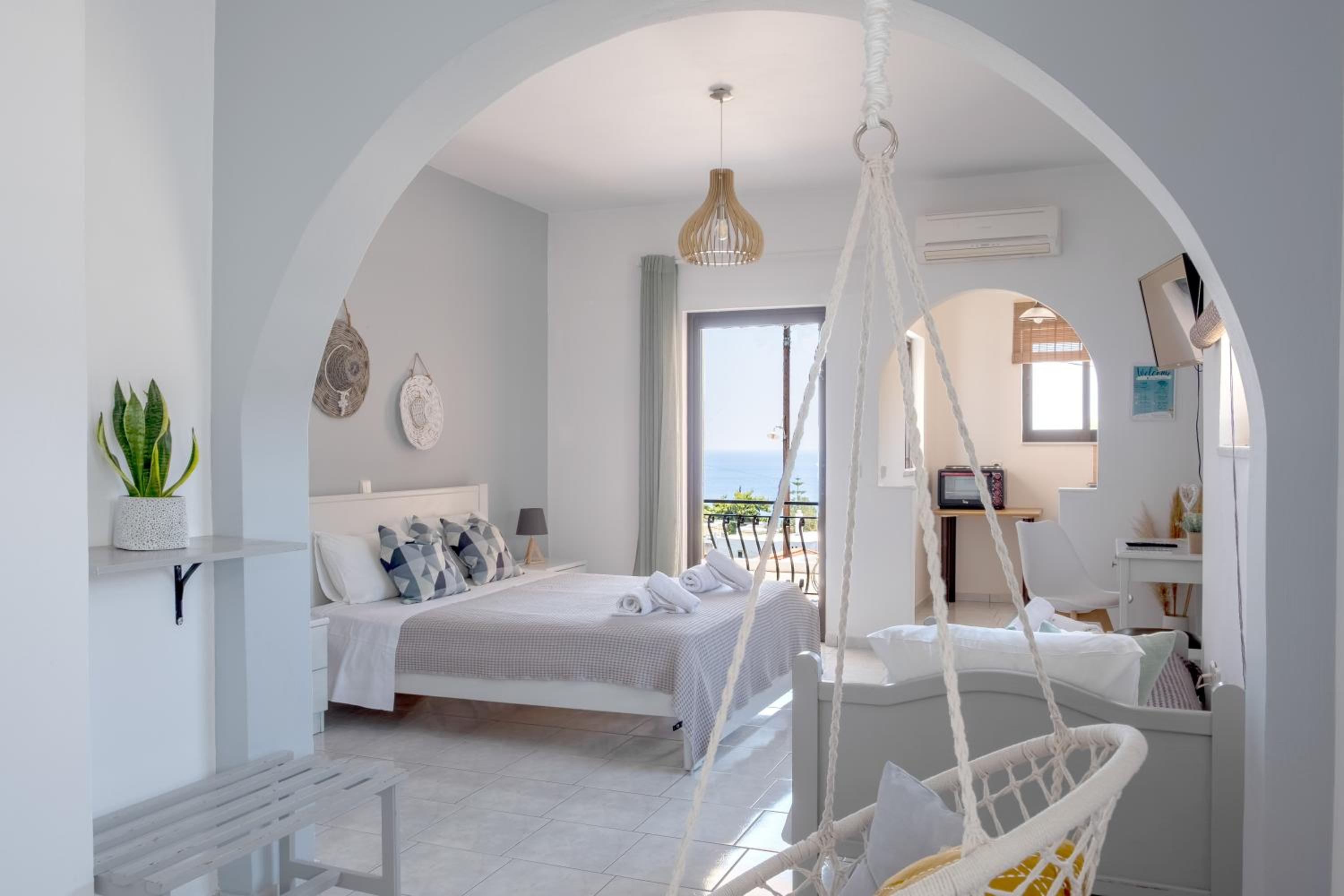 Triple Room photo 2
