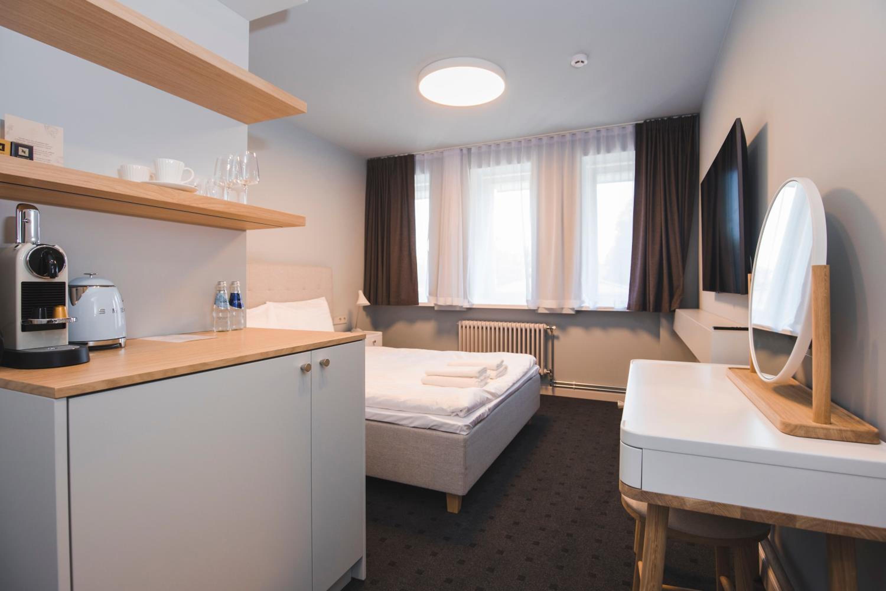 Double Room - Photo 6