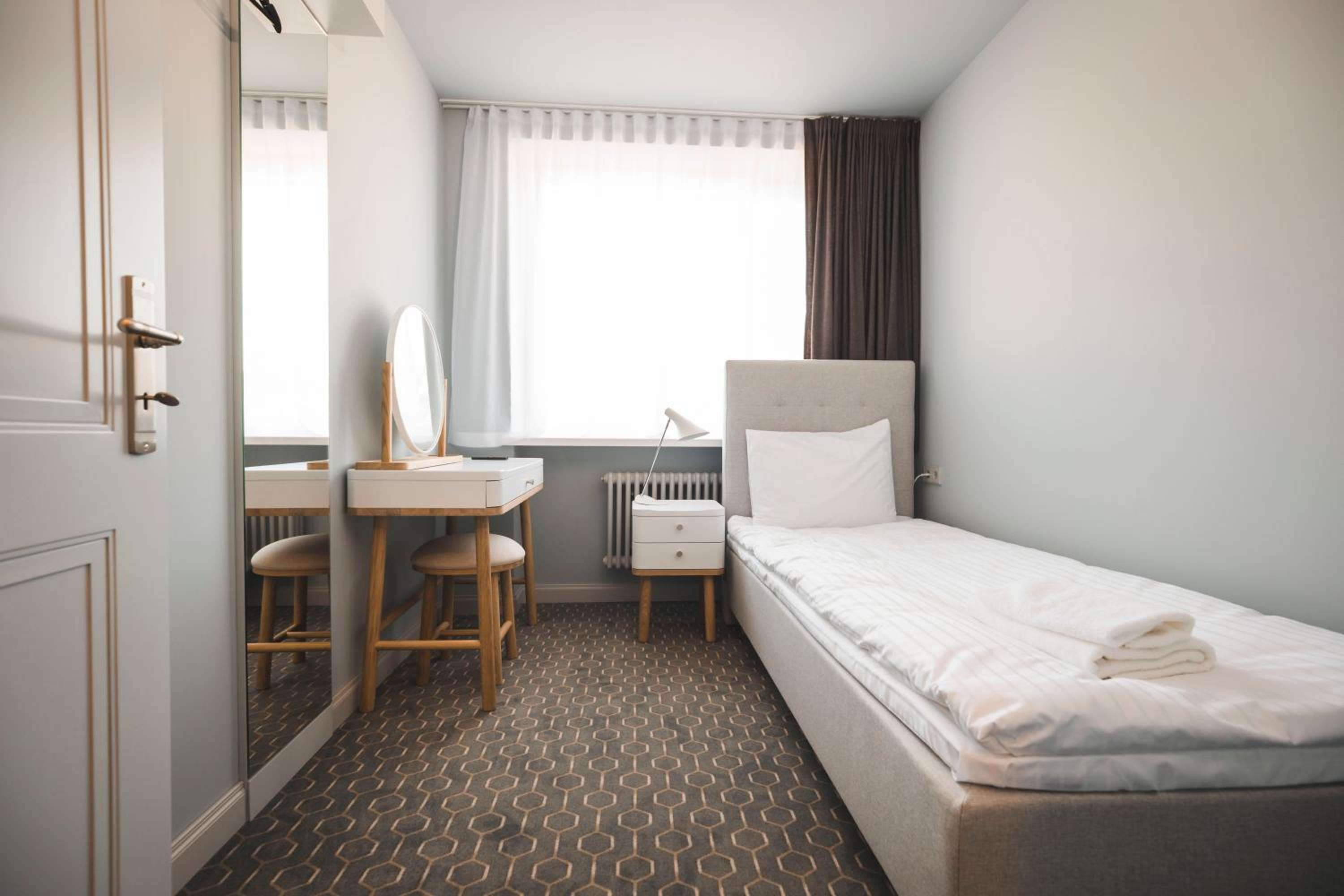 Quadruple Room - Photo 7