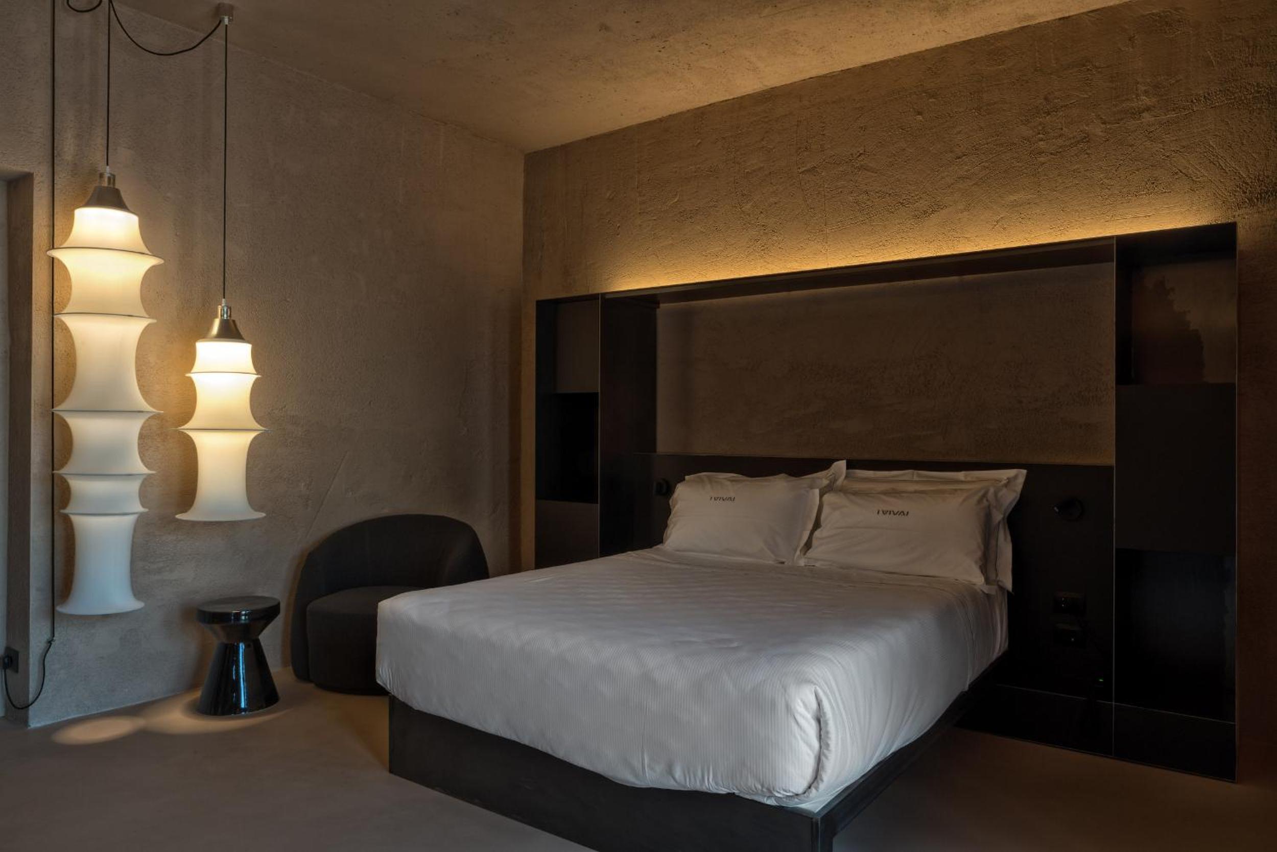 Deluxe Room - Photo 1