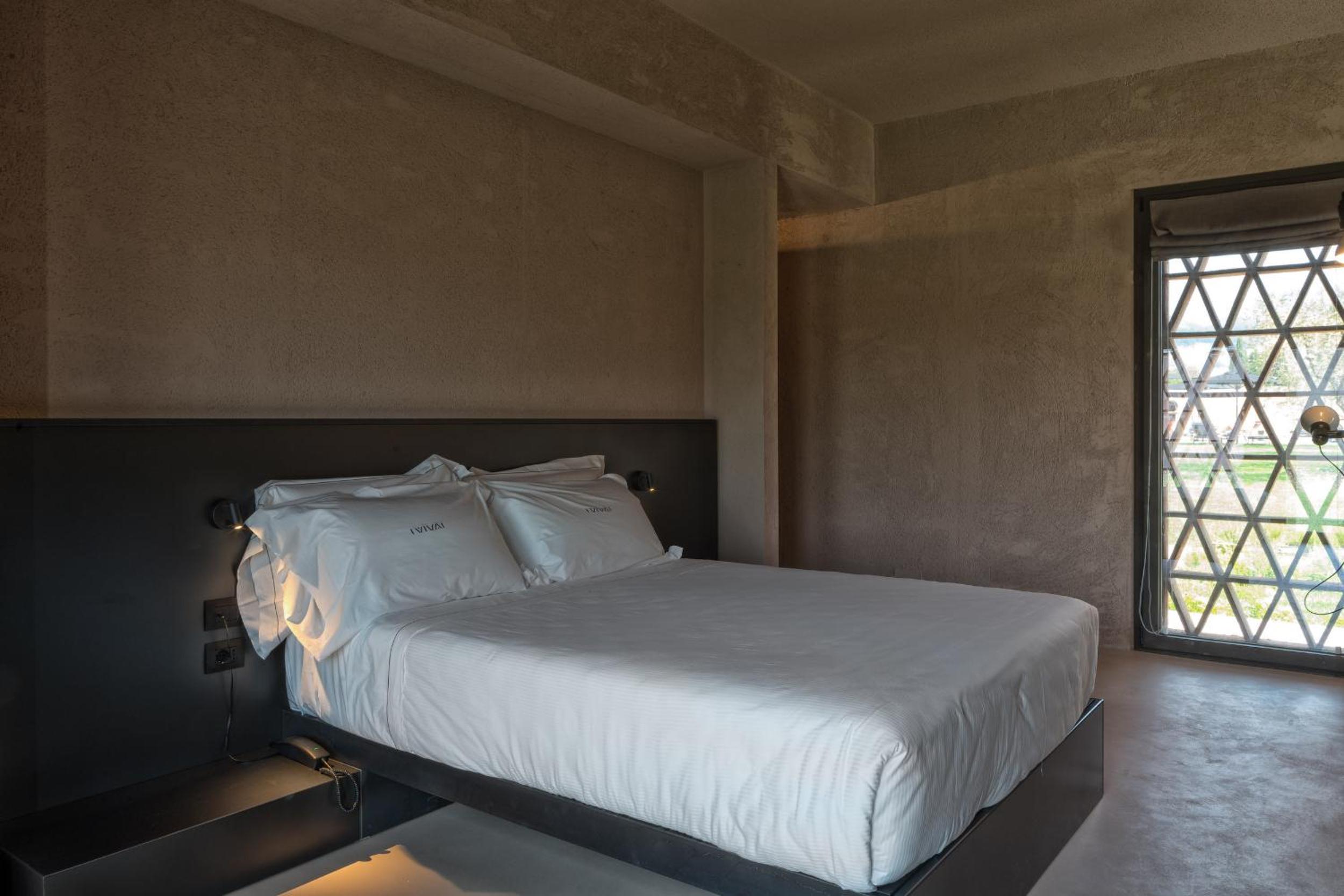 Suite - Photo 8