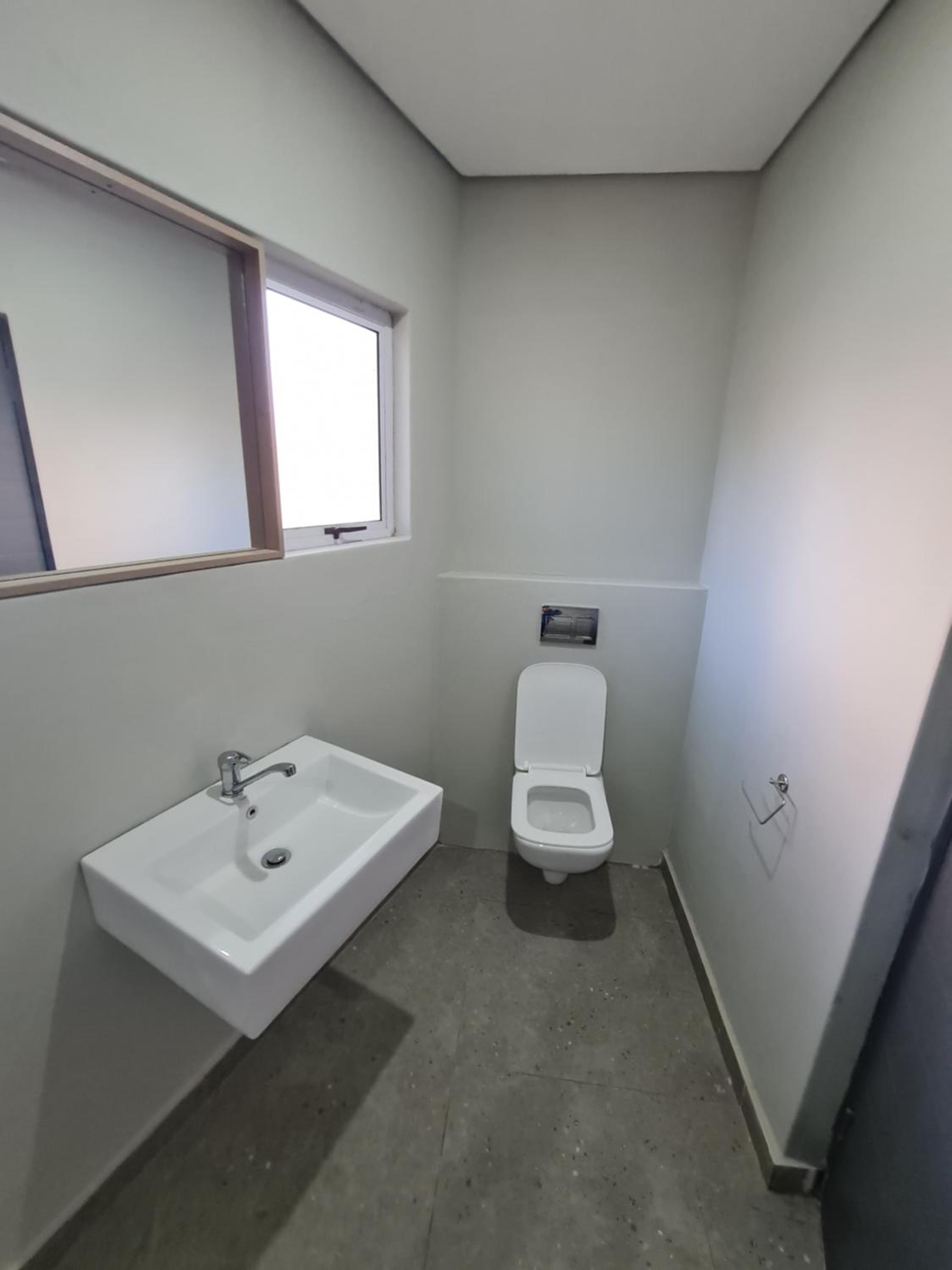 Deluxe Double or Twin Room - Photo 6
