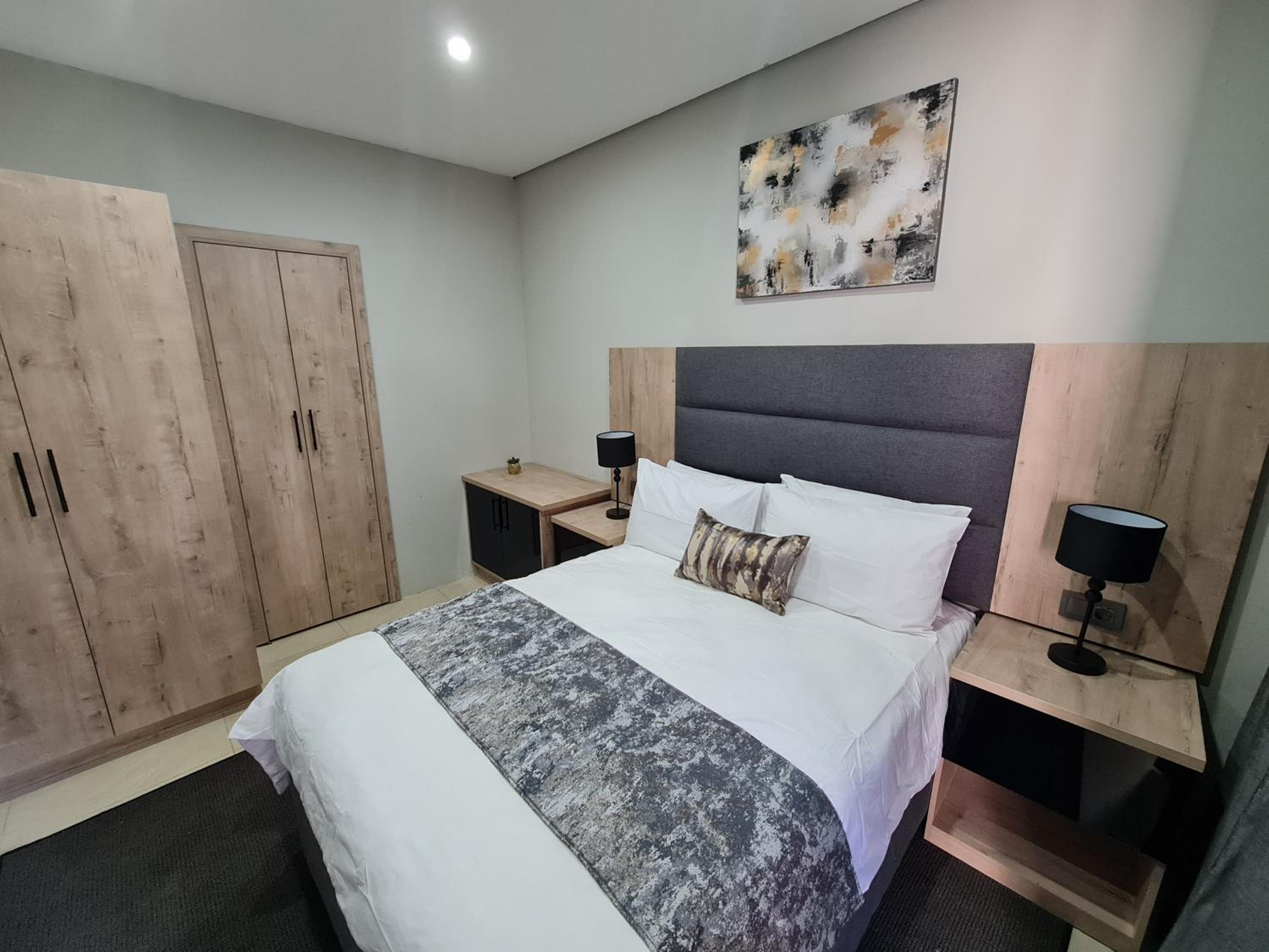 Standard Double Room - Photo 2