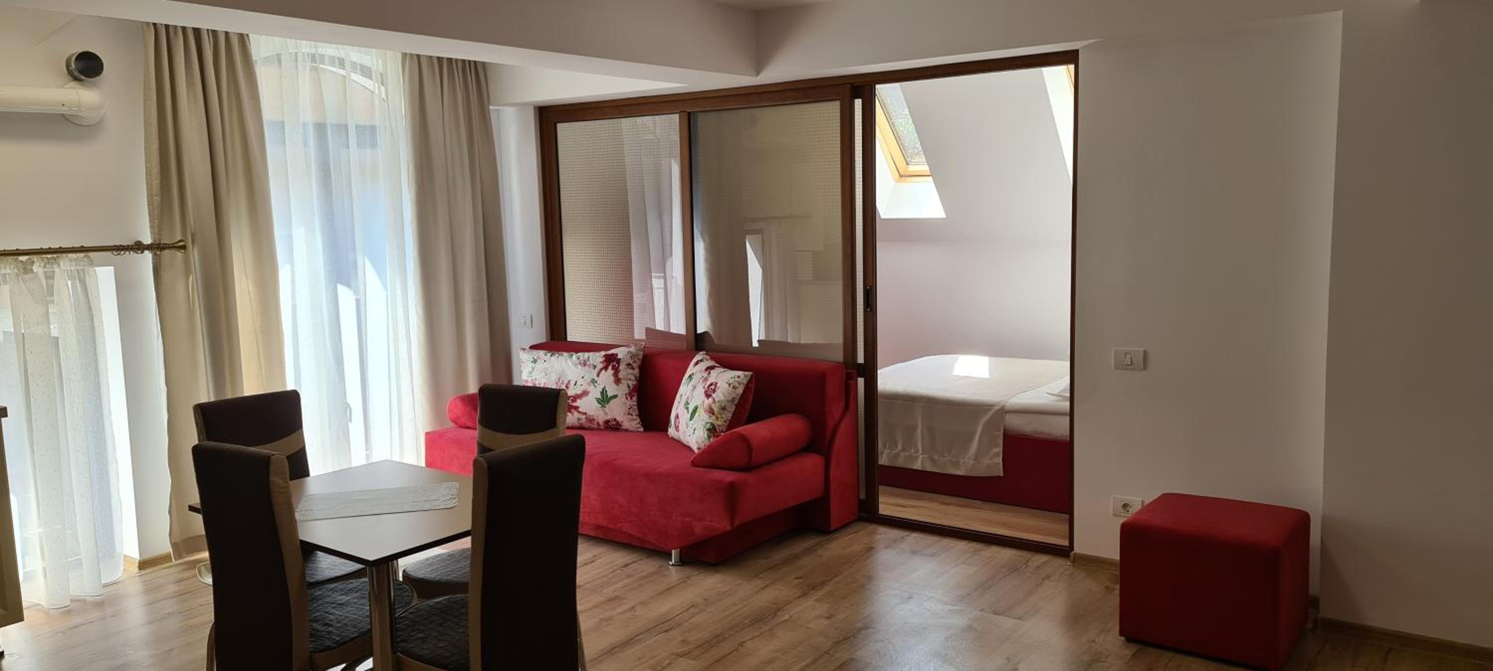 Apartment - Split Level