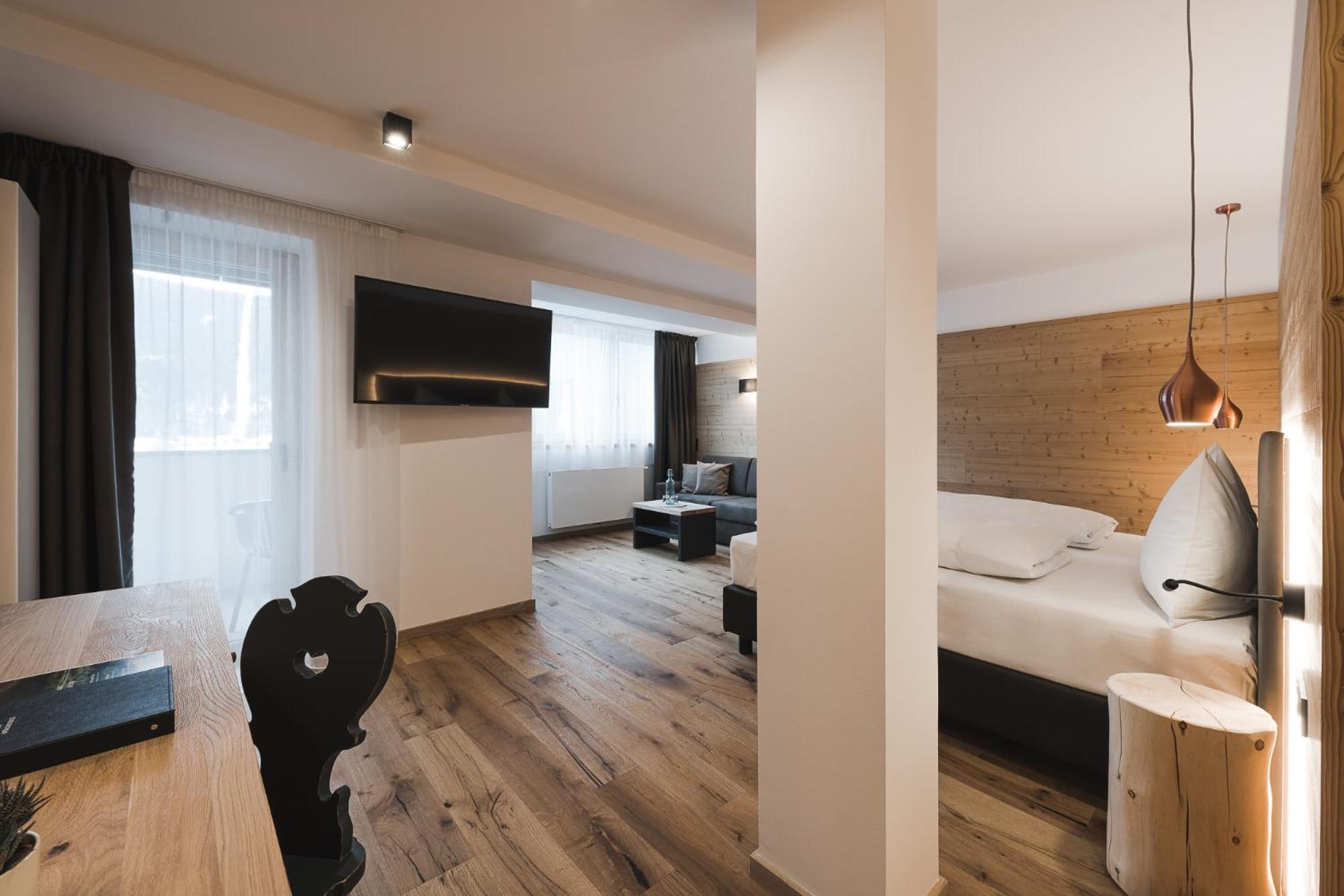 Deluxe Double Room - Photo 2