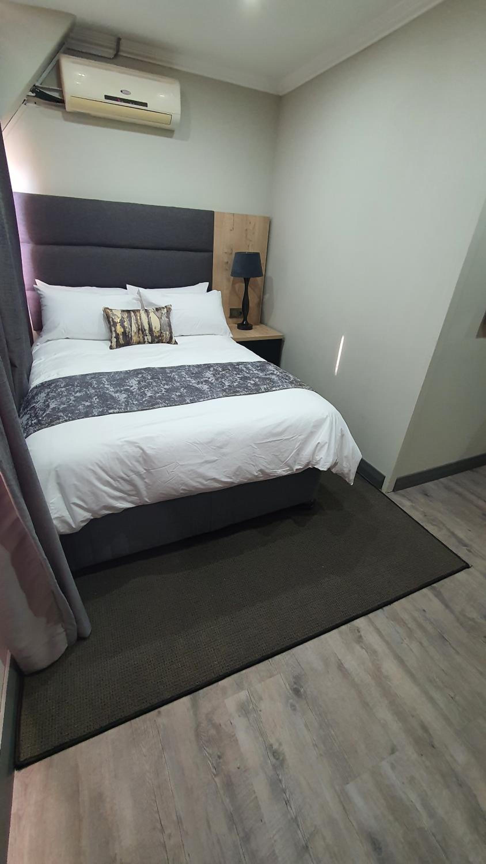 Budget Single Room photo 1