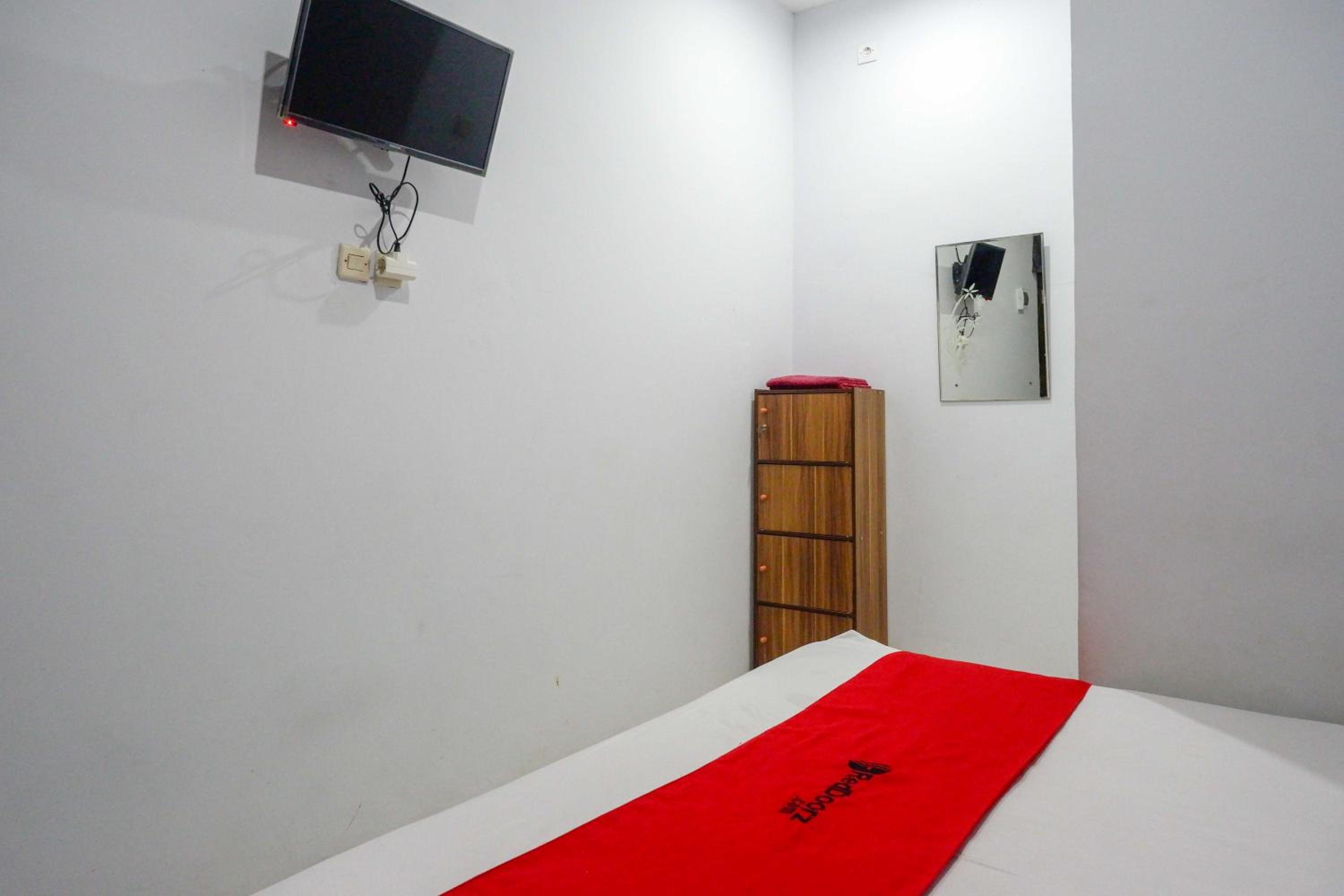 Double Room - Photo 2
