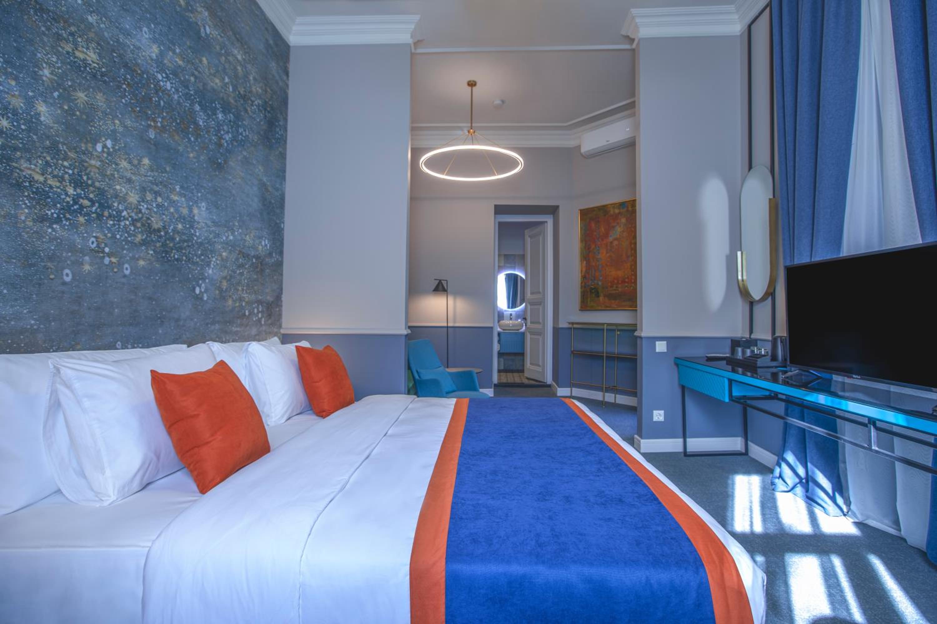 Superior Deluxe Double or Twin Room  - Photo 11