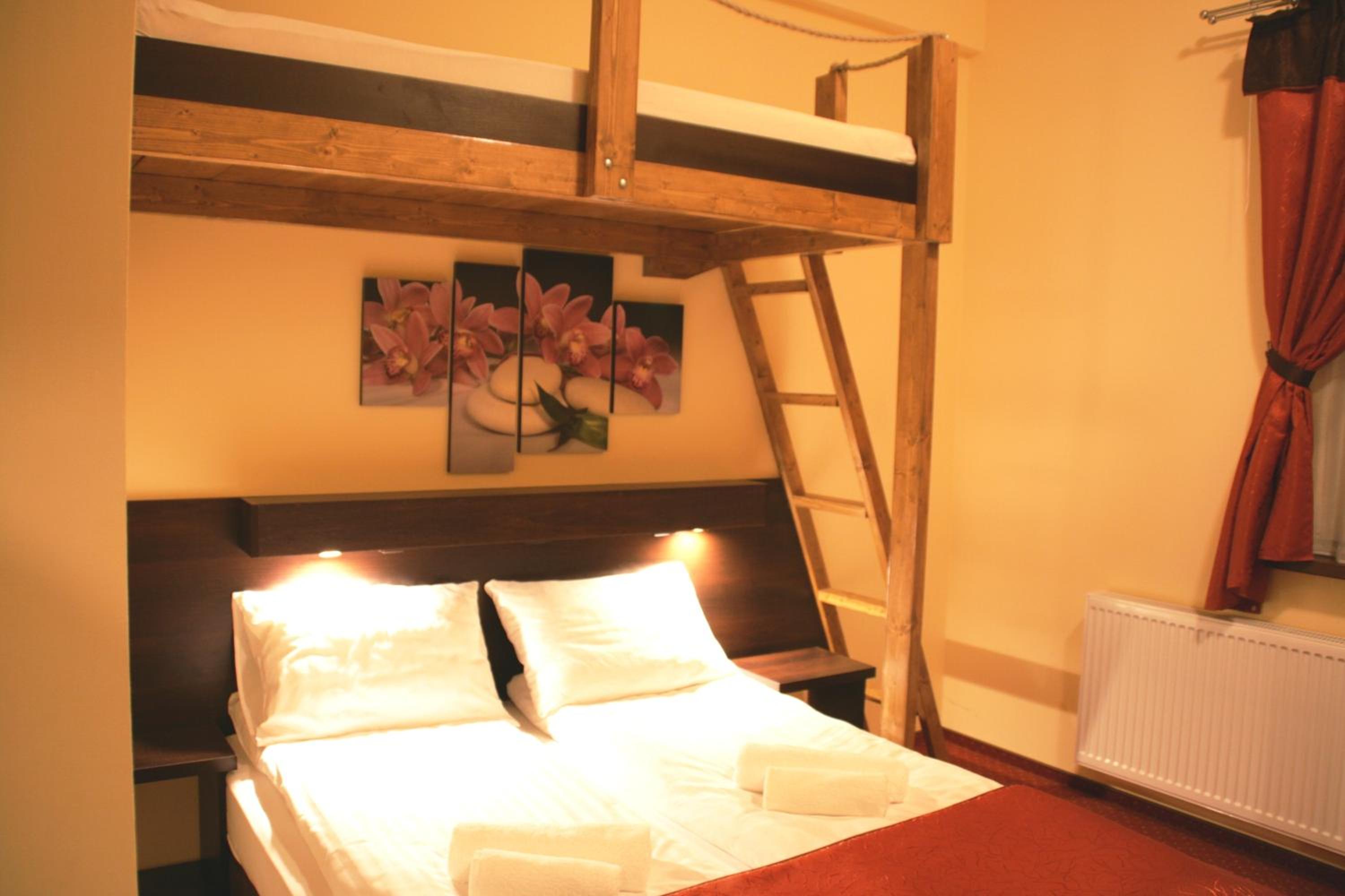 Triple Room - Photo 1