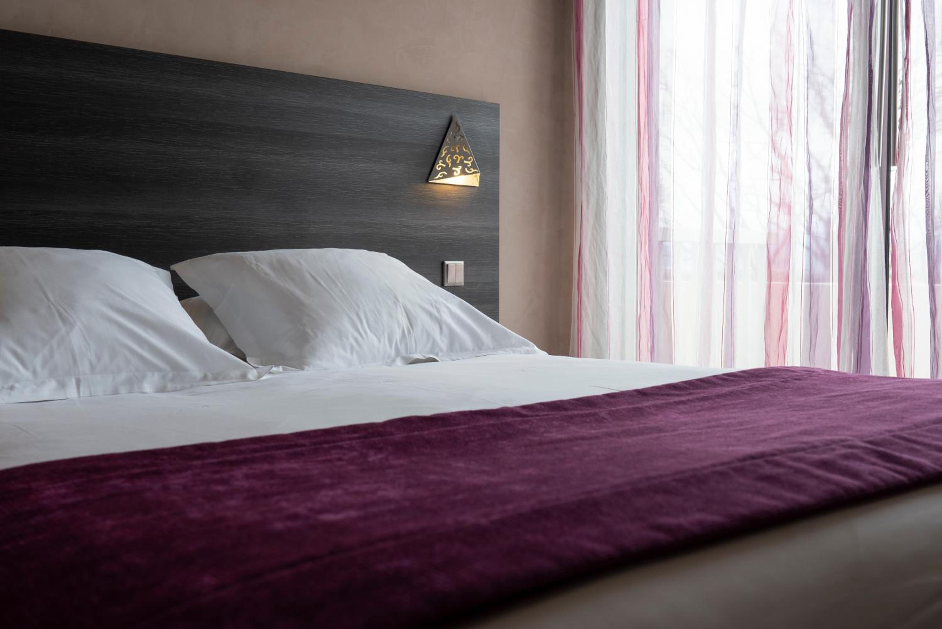 Double Room - Disability Access photo 1