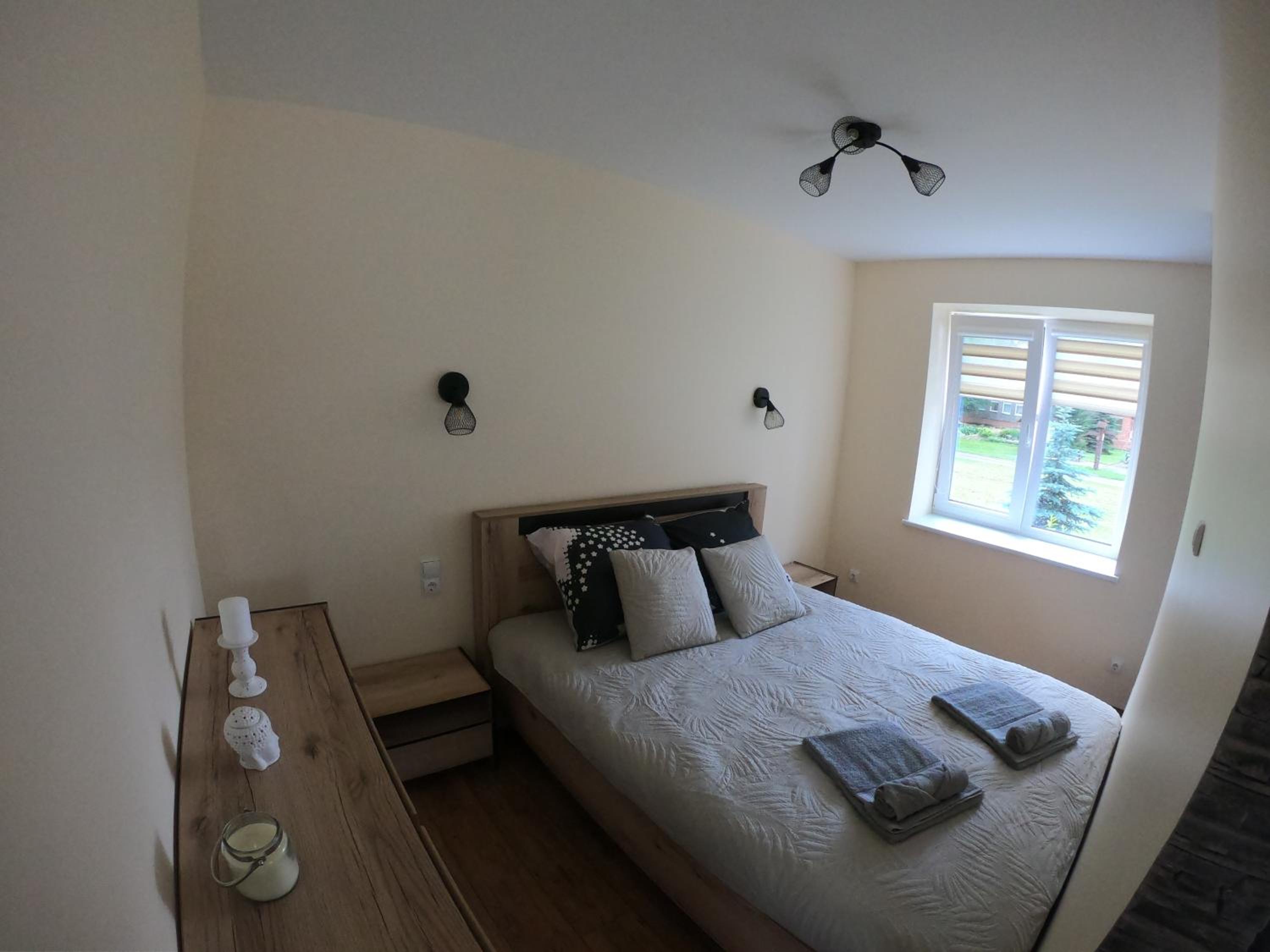 One-Bedroom Apartment - Photo 7