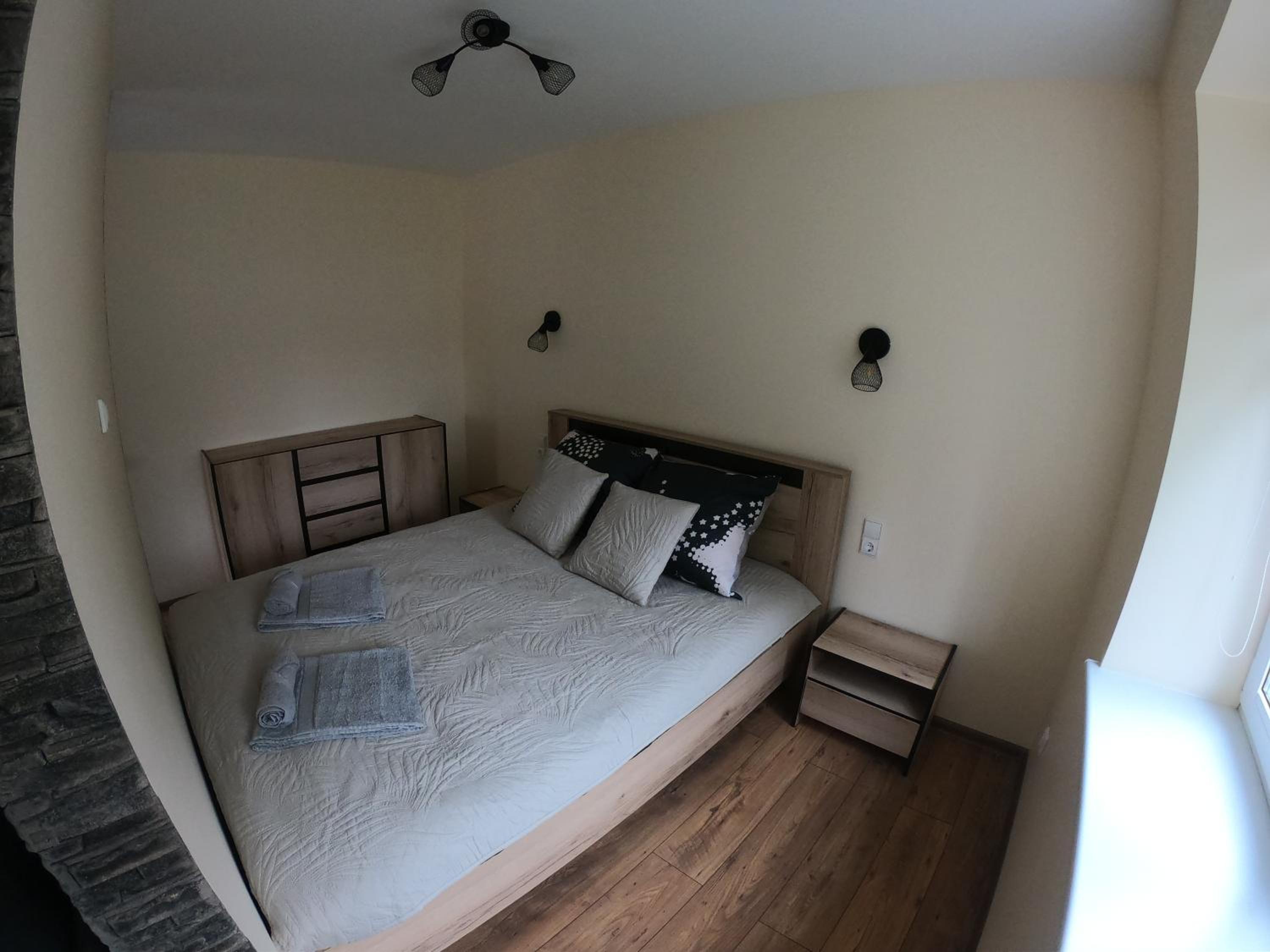 One-Bedroom Apartment - Photo 9