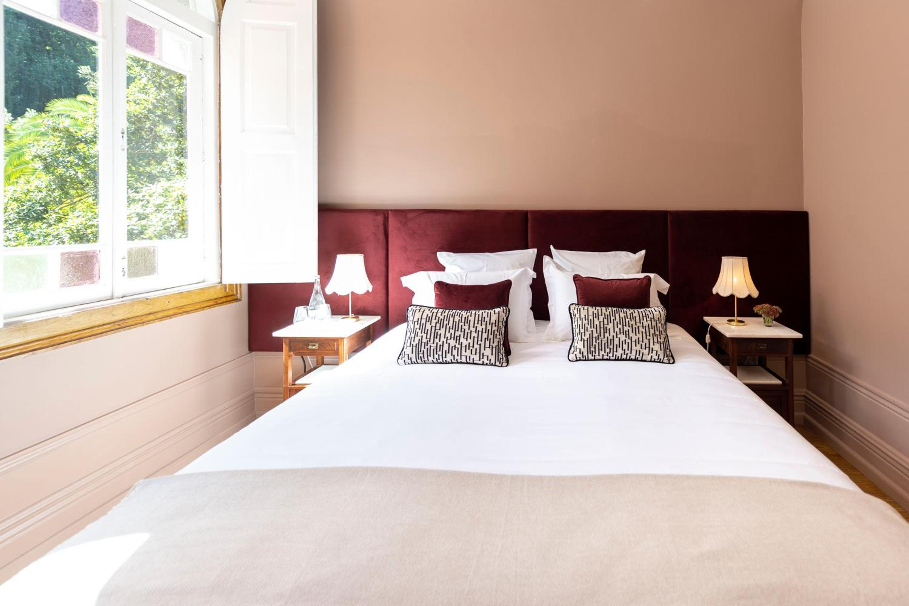 Superior Suite - Photo 6