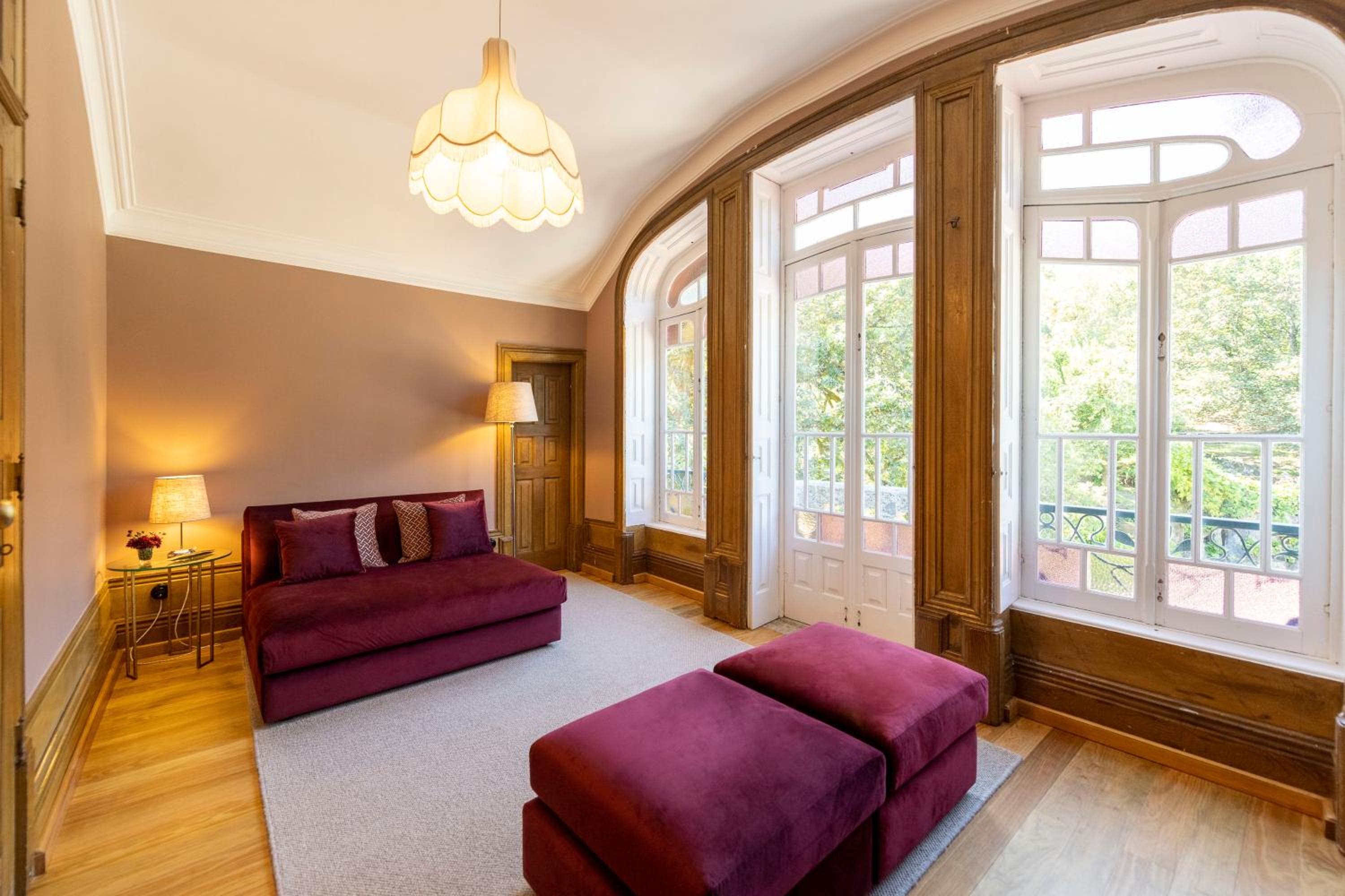 Superior Suite - Photo 8