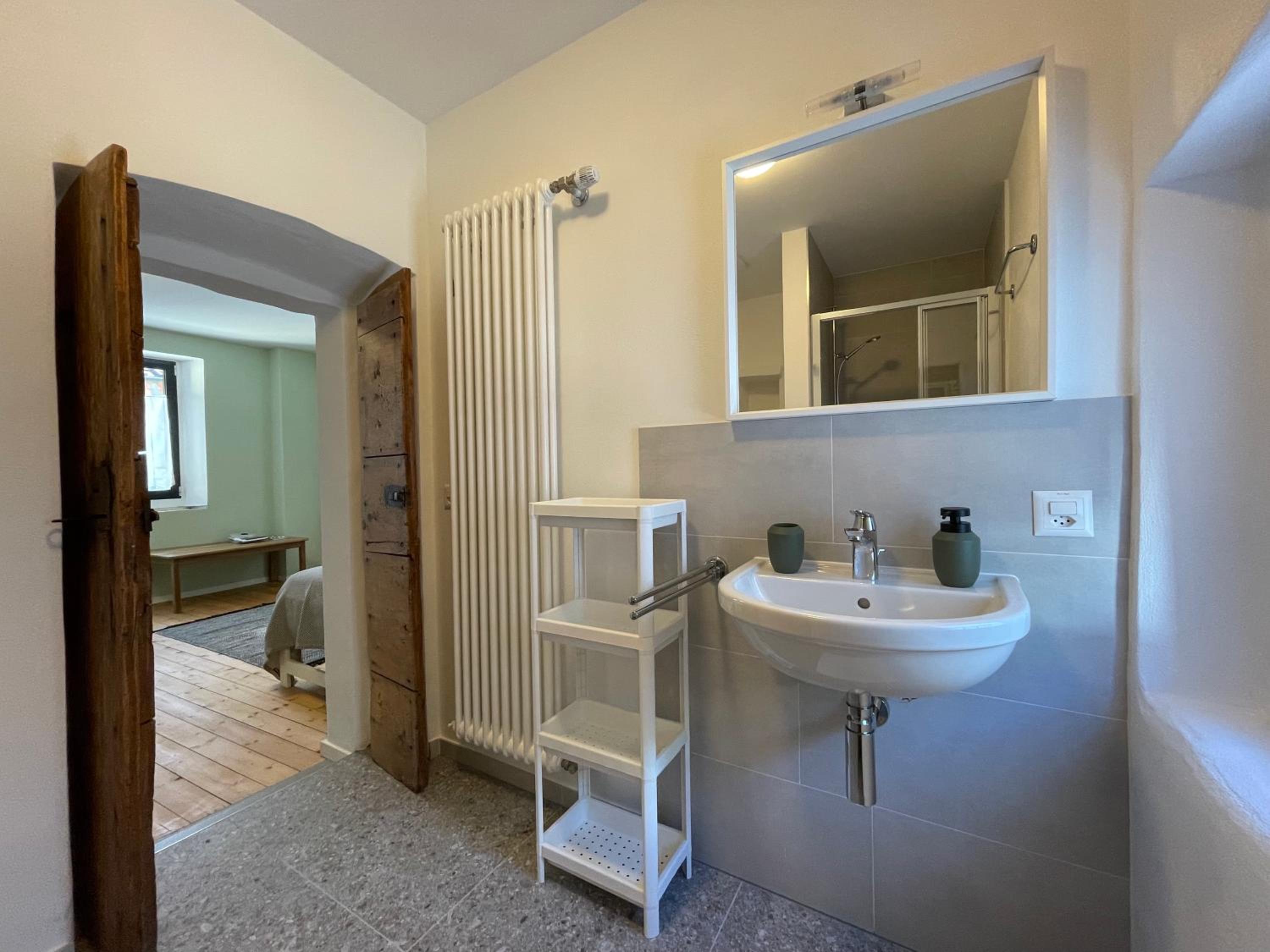 Quadruple Room with Private Bathroom photo 1