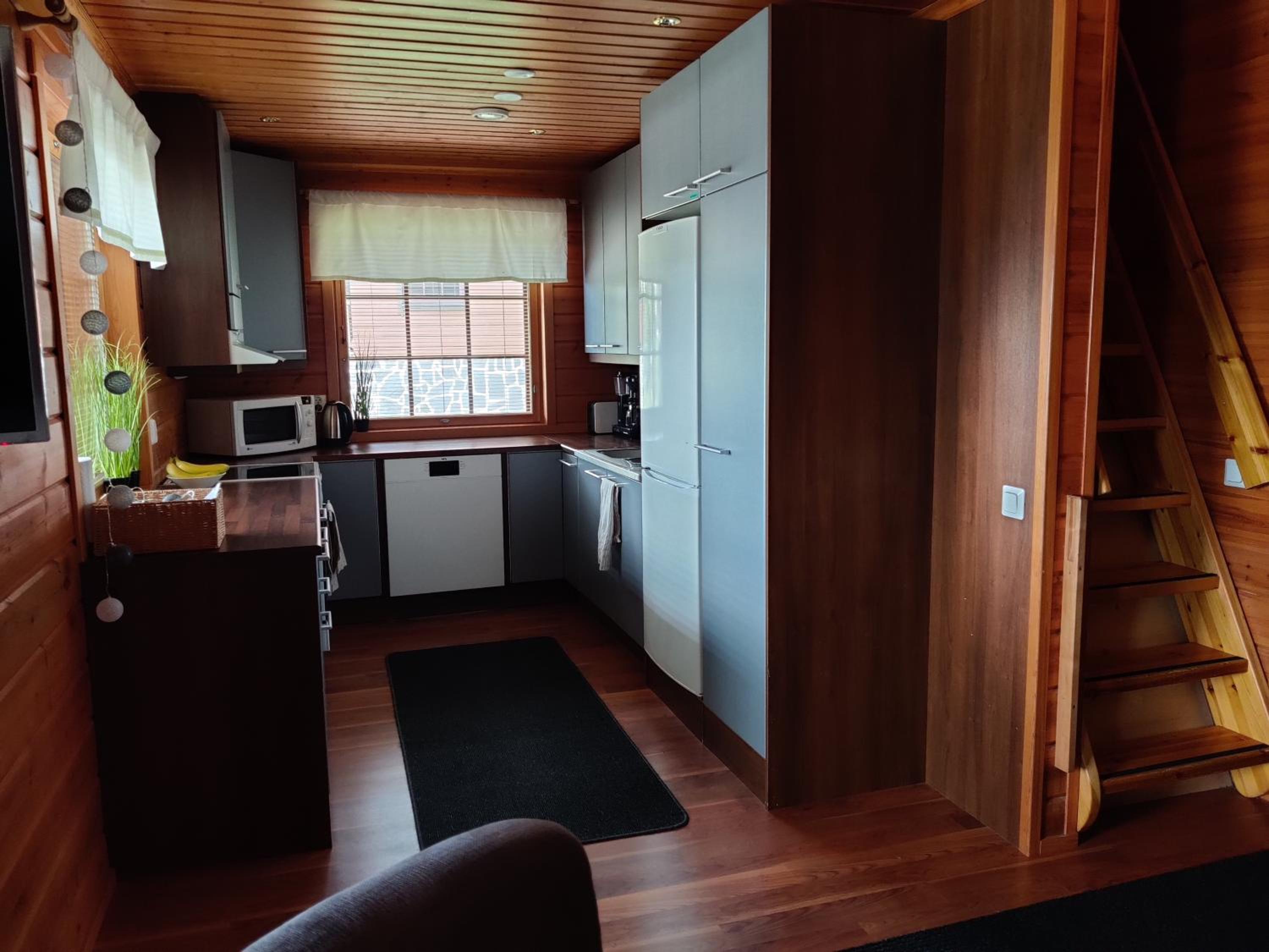 Three-Bedroom House photo 2