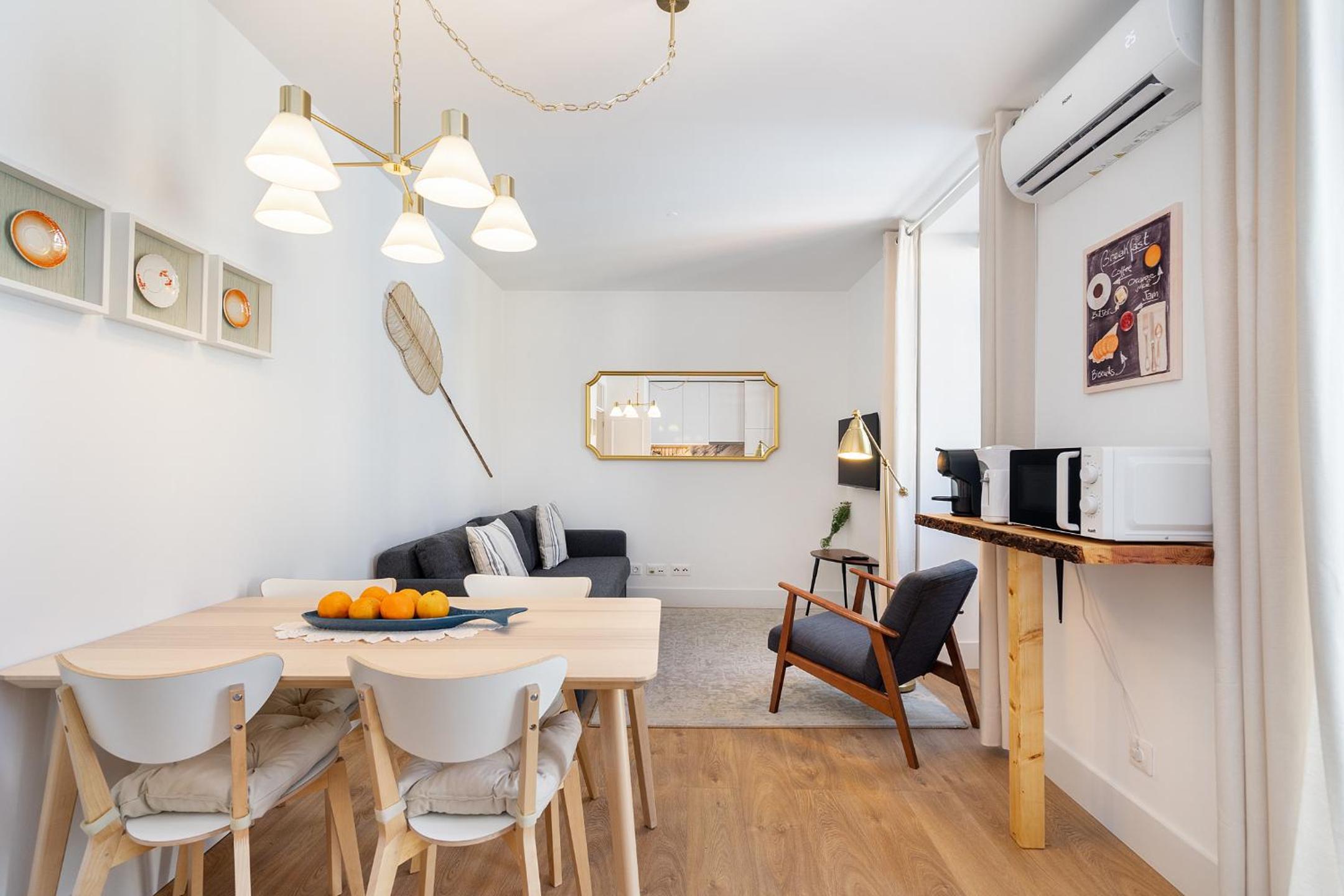 Two-Bedroom Apartment - Photo 9