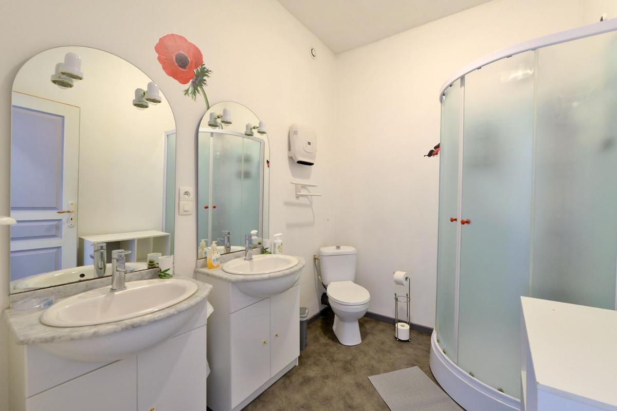 Double Room with Private External Bathroom photo 3