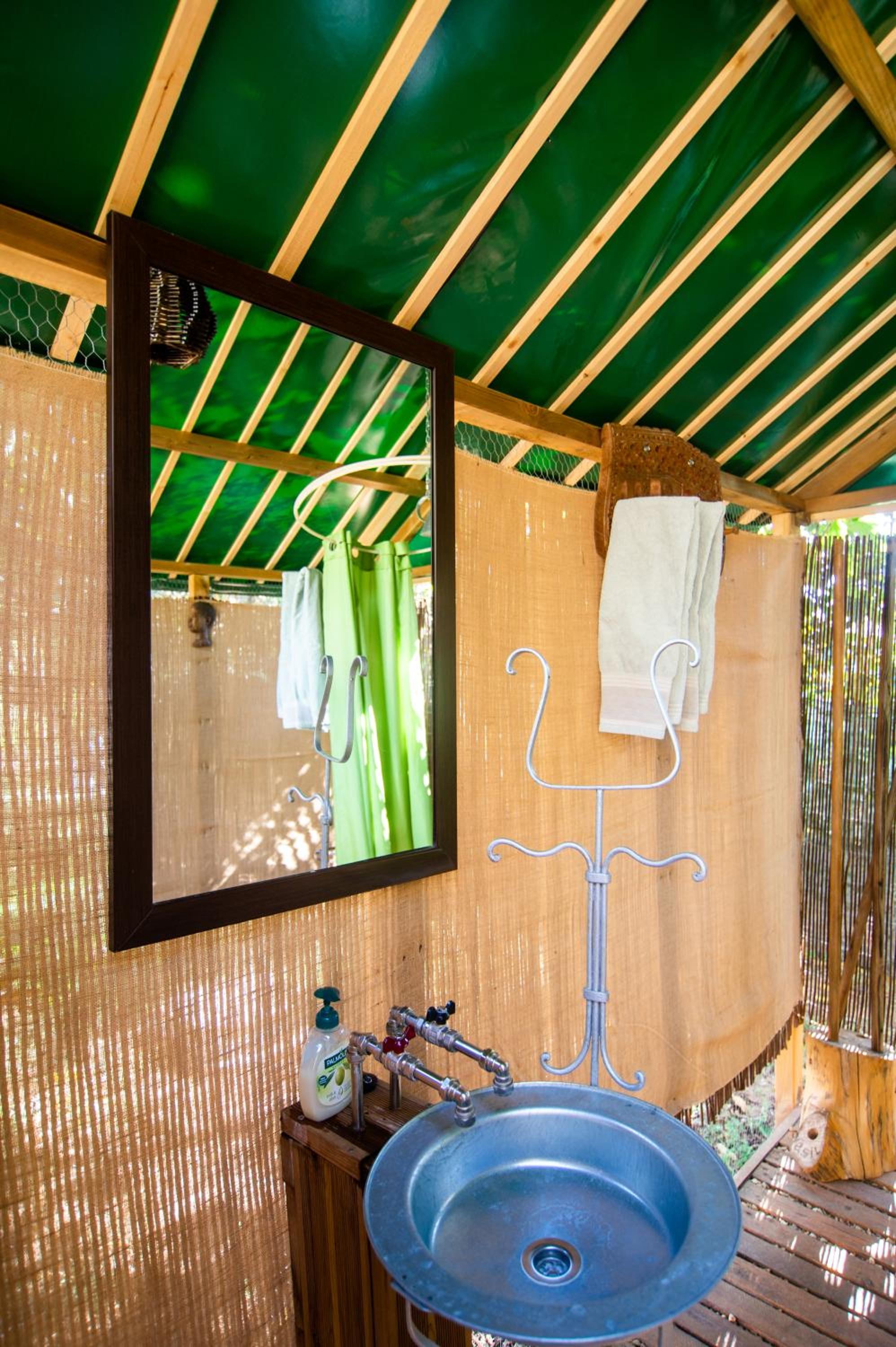 Bungalow photo 3