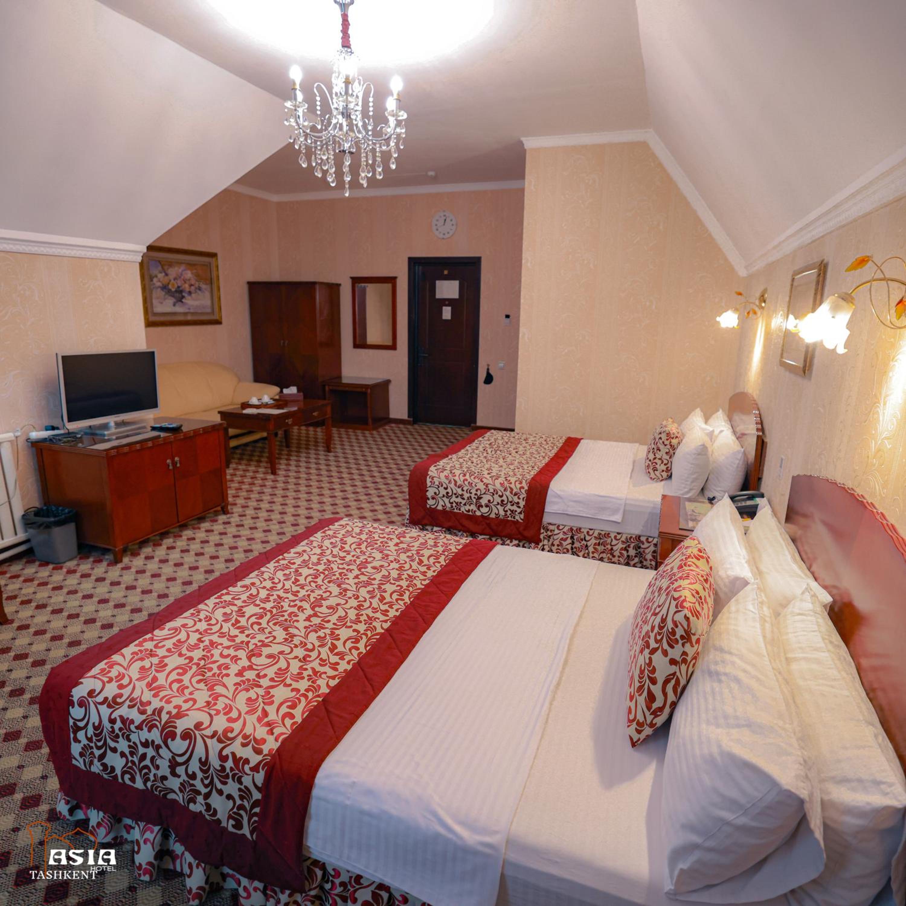 Deluxe Double or Twin Room - Photo 1