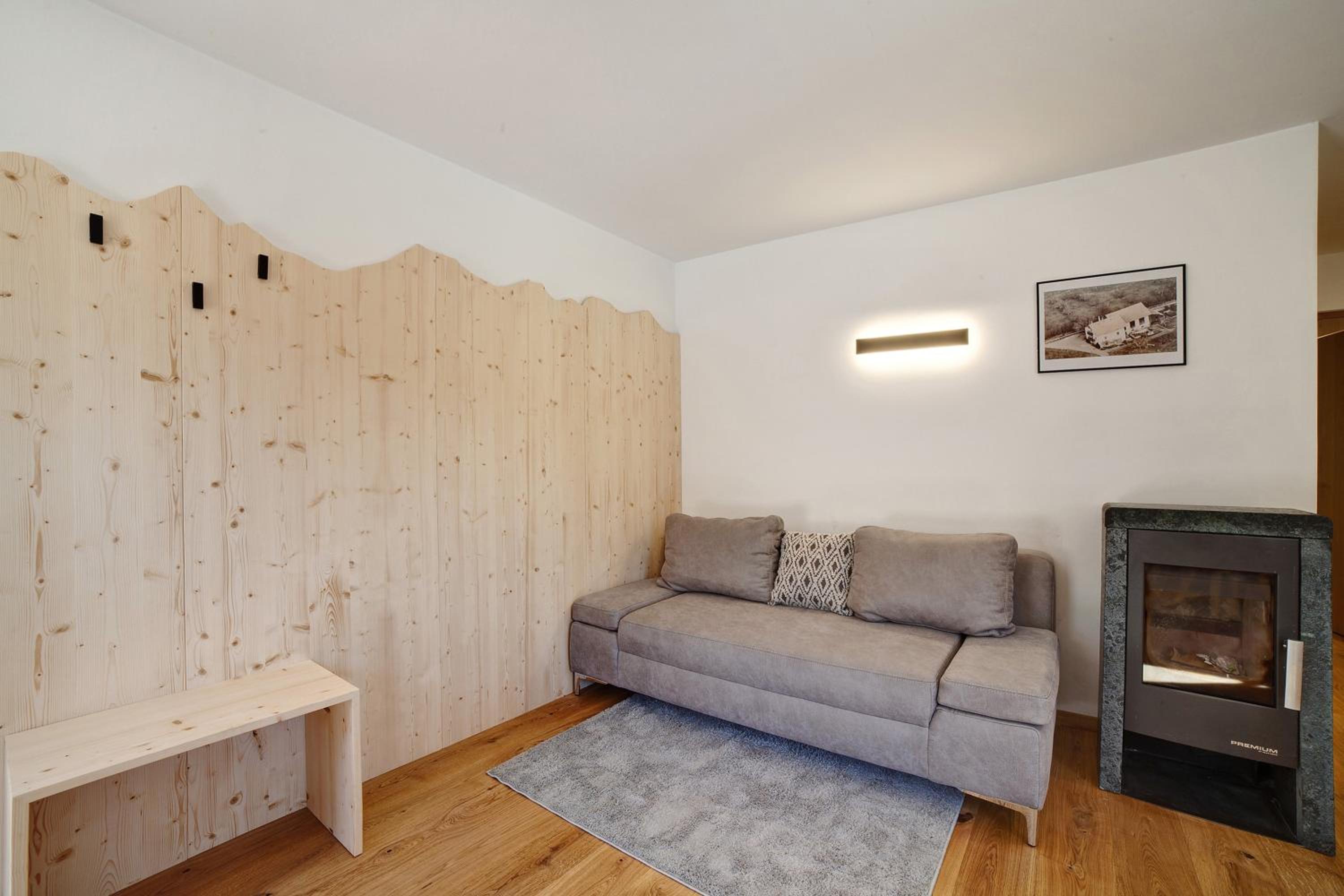 One-Bedroom Apartment with Garden View