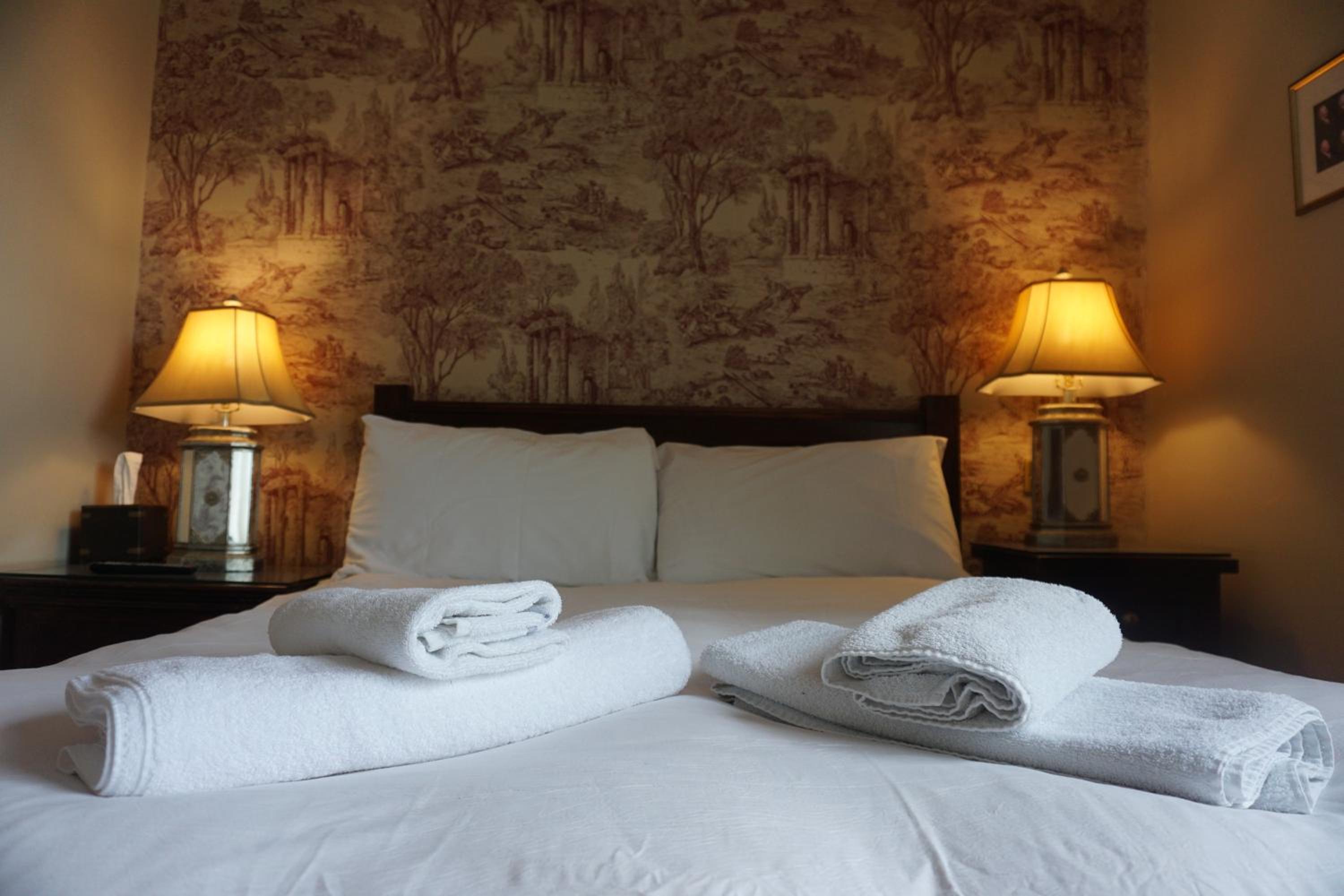 Double Room with Private Bathroom photo 1