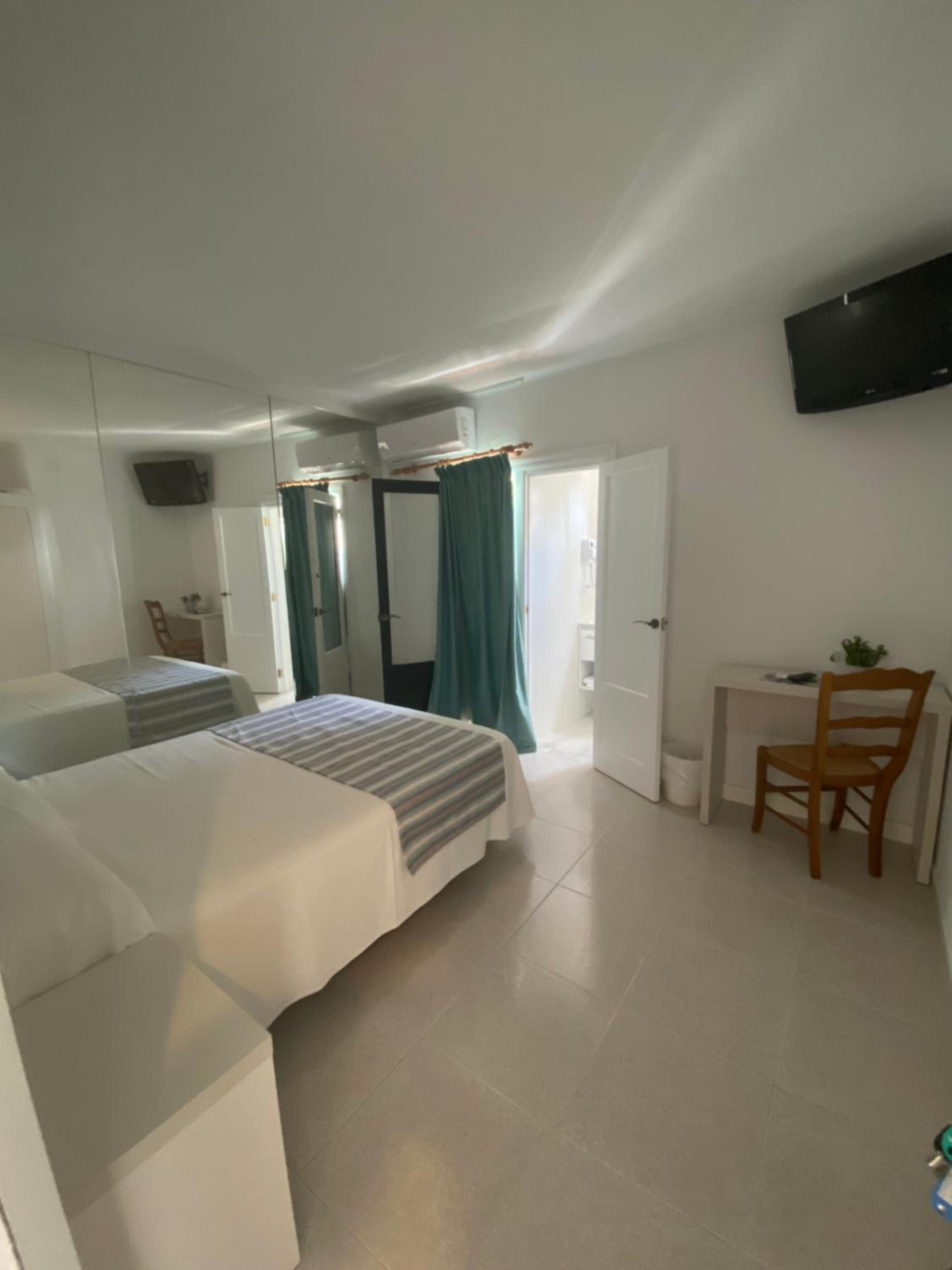 Habitación Doble o con Dos Camas