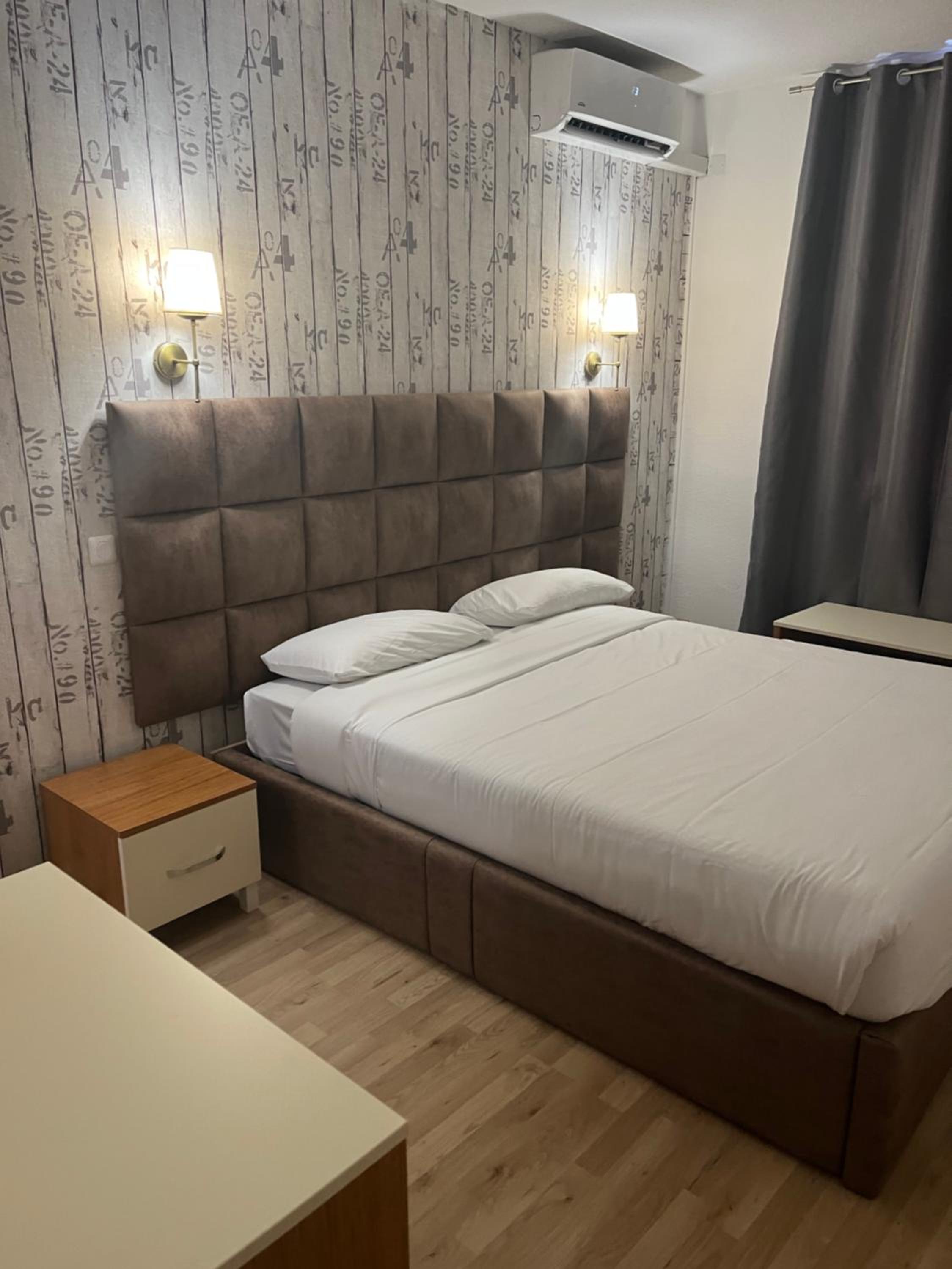 Double Room - Photo 1