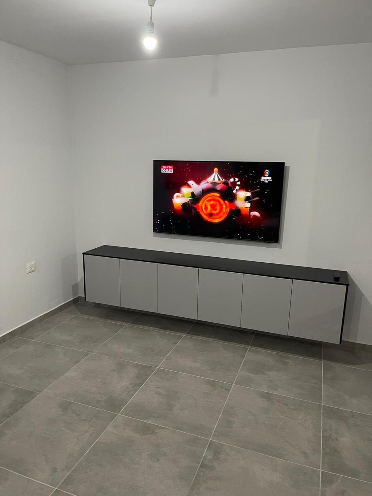 Two-Bedroom Apartment - Photo 10